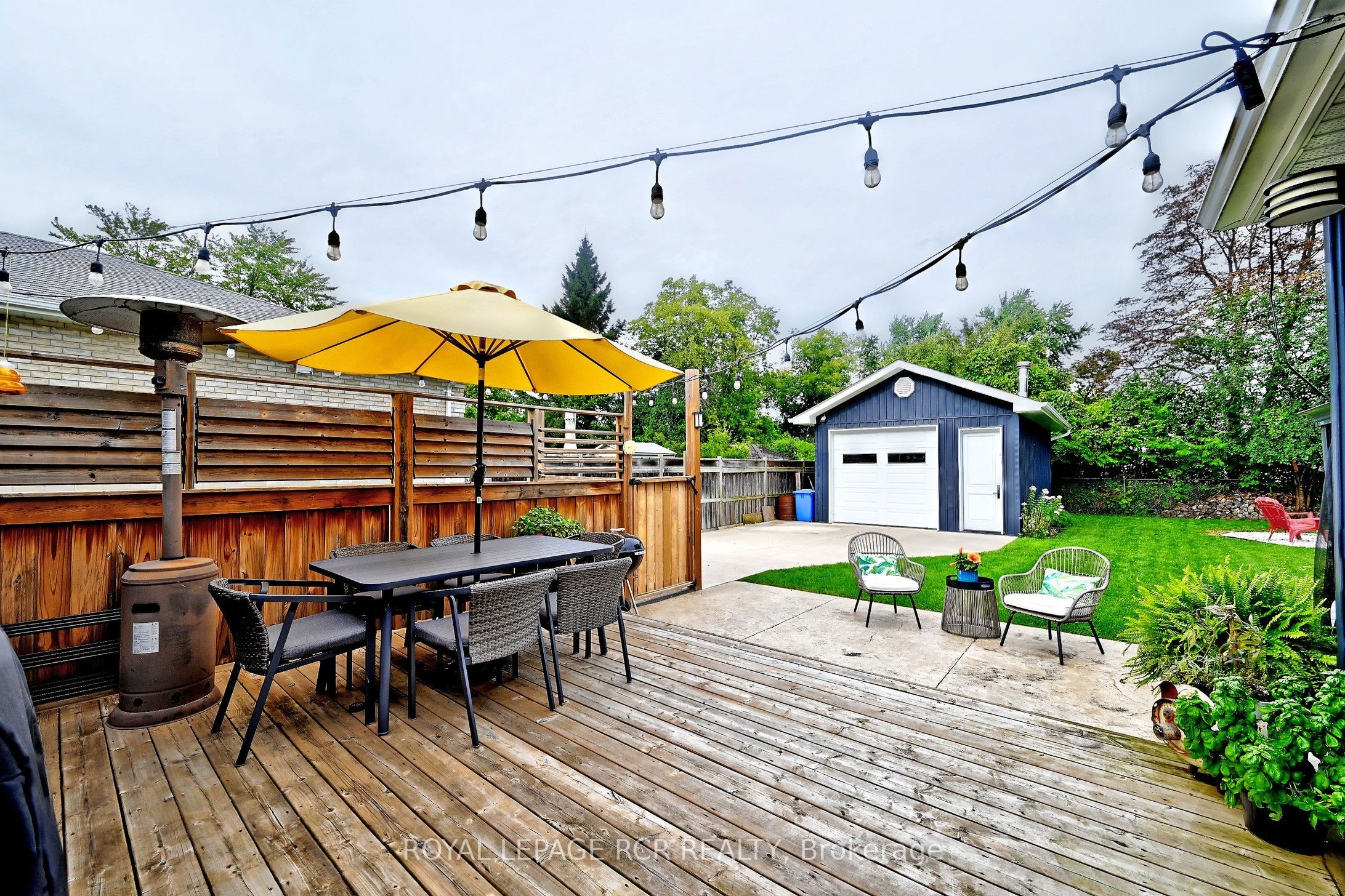 779 Sheppard Avenue Property Photo 36