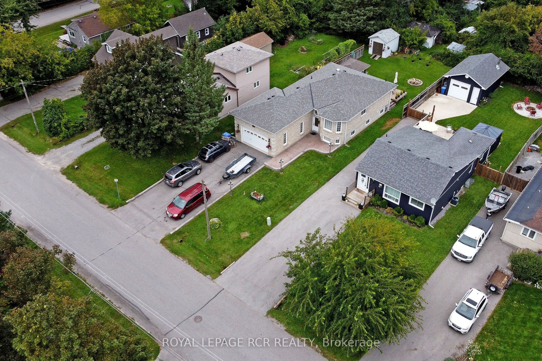 779 Sheppard Avenue Property Photo 41
