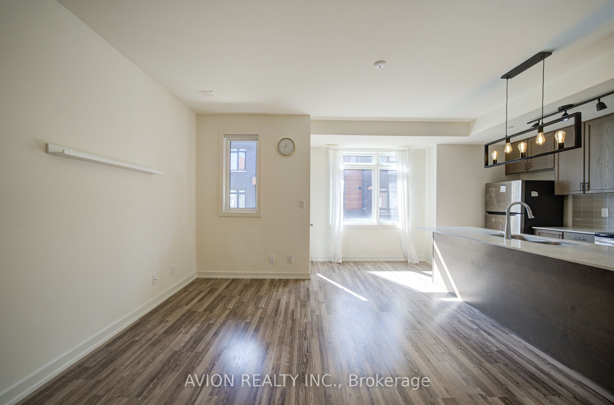 370 Red Maple Road 83 Property Photo 1