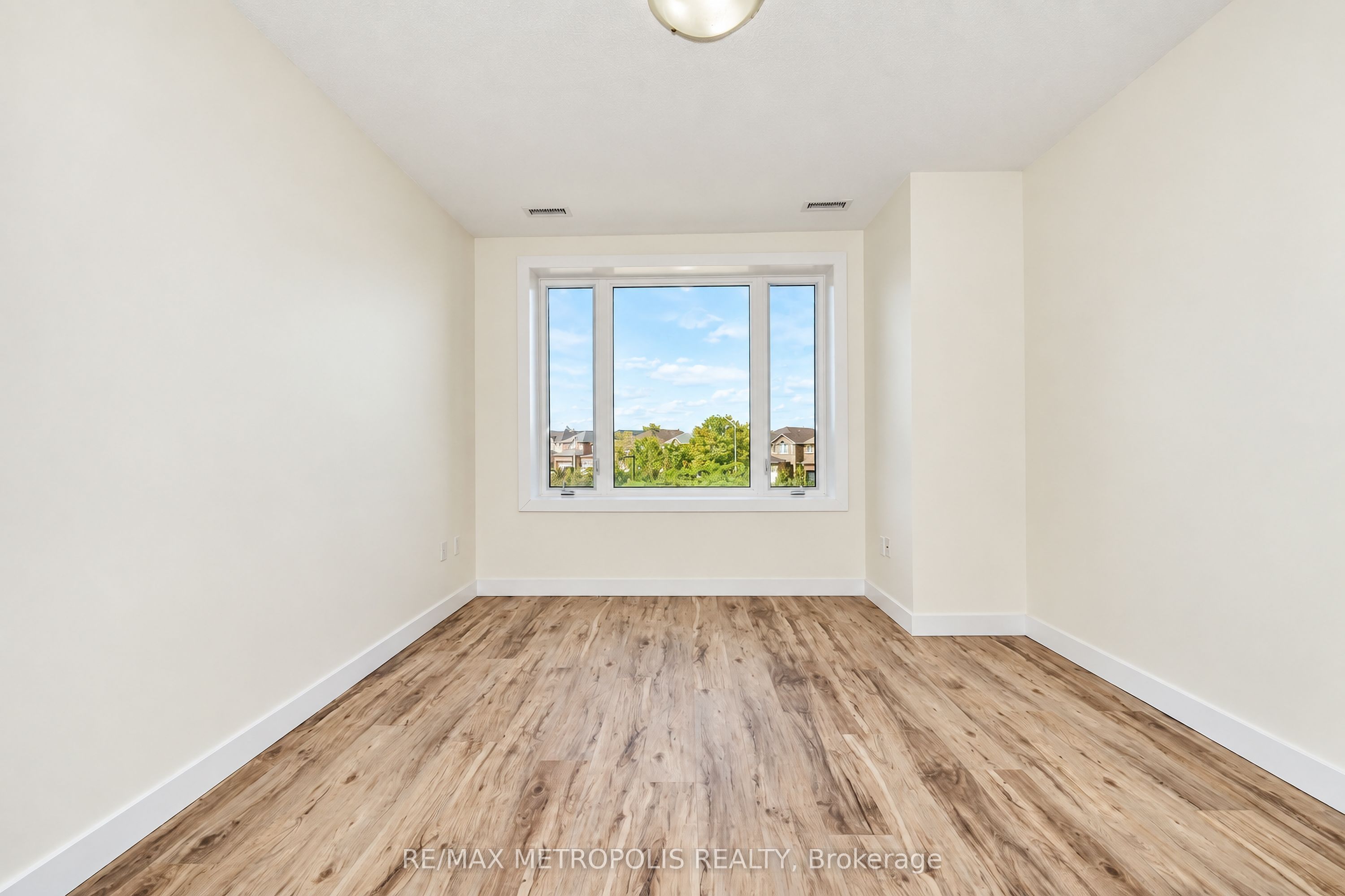 7400 Markham Road 309 Property Photo 13