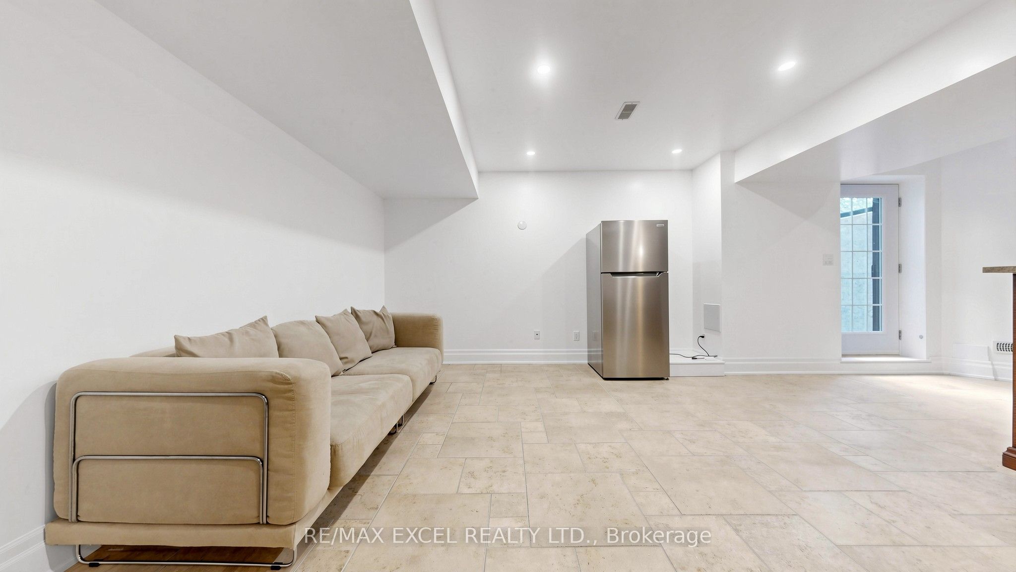 38 May Avenue Bsmt Property Photo 5
