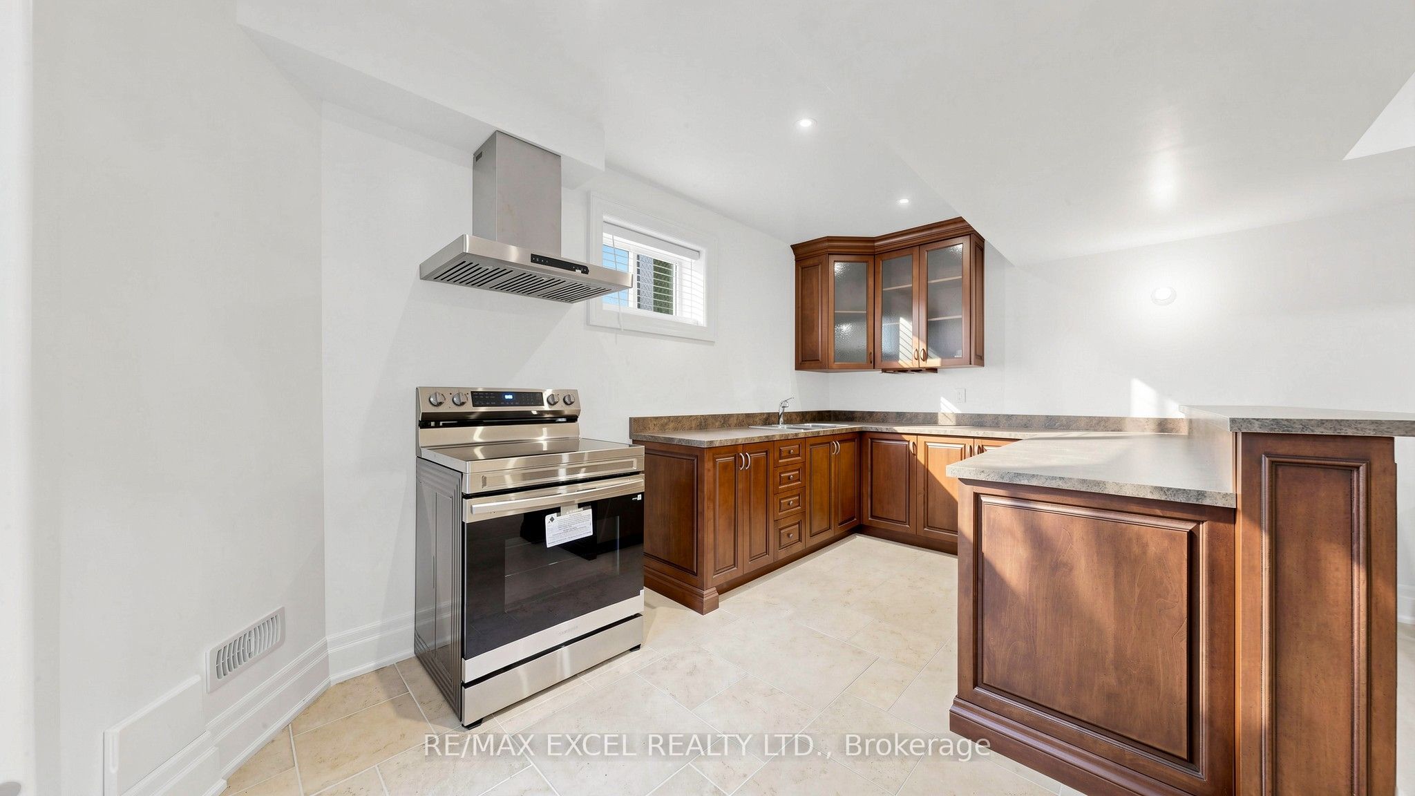 38 May Avenue Bsmt Property Photo 15