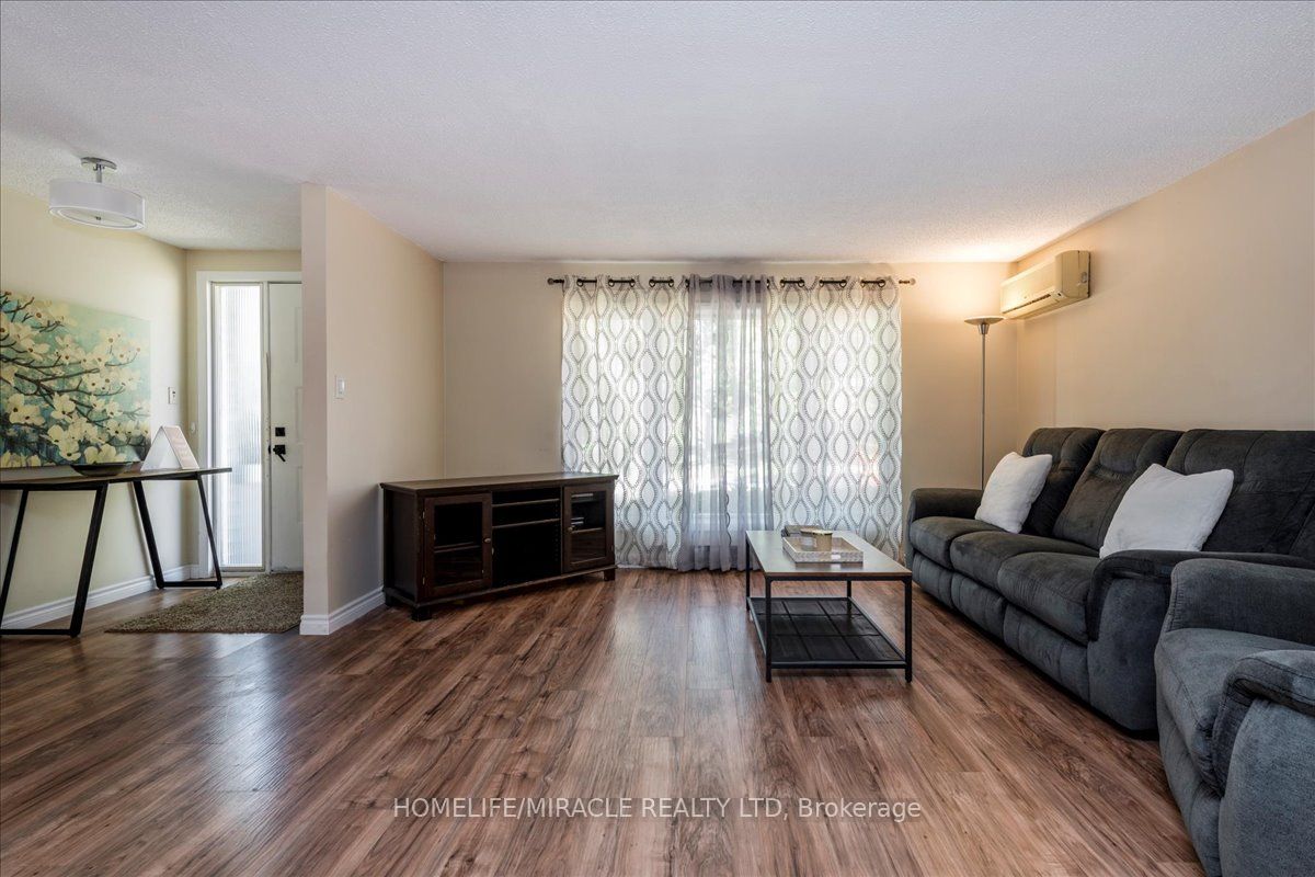 1 Tecumseth Pines Drive Property Photo 6