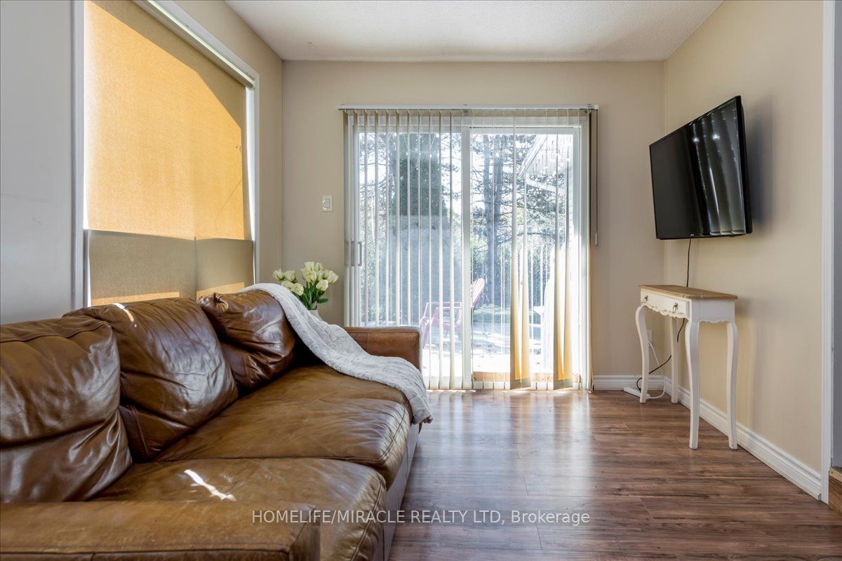 1 Tecumseth Pines Drive Property Photo 17