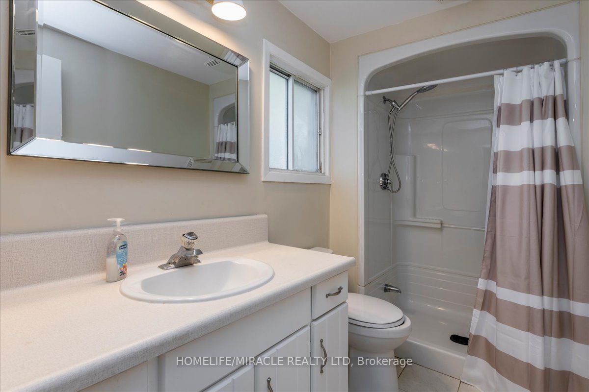 1 Tecumseth Pines Drive Property Photo 21
