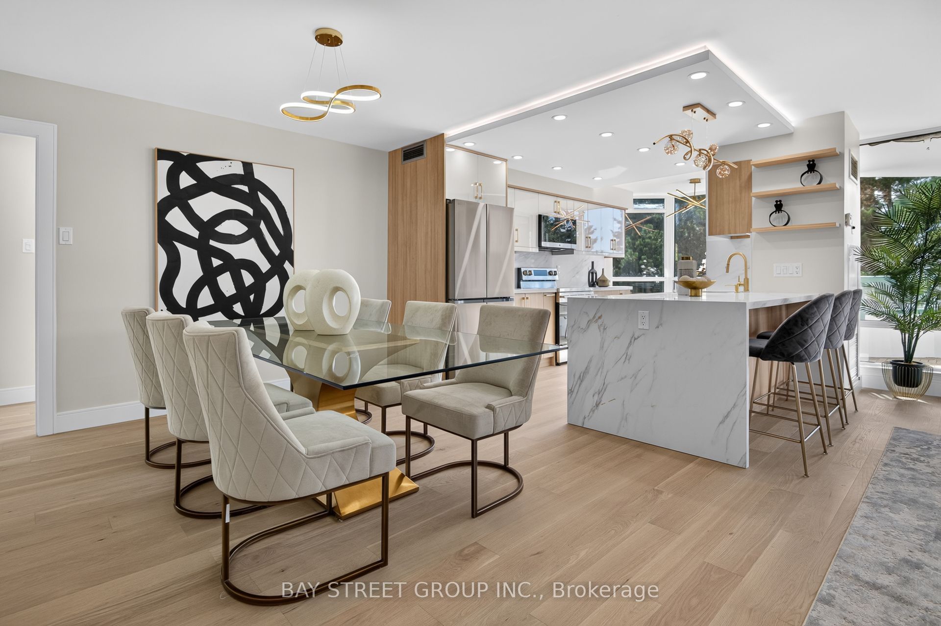 7250 Yonge Street 506 Property Photo 1