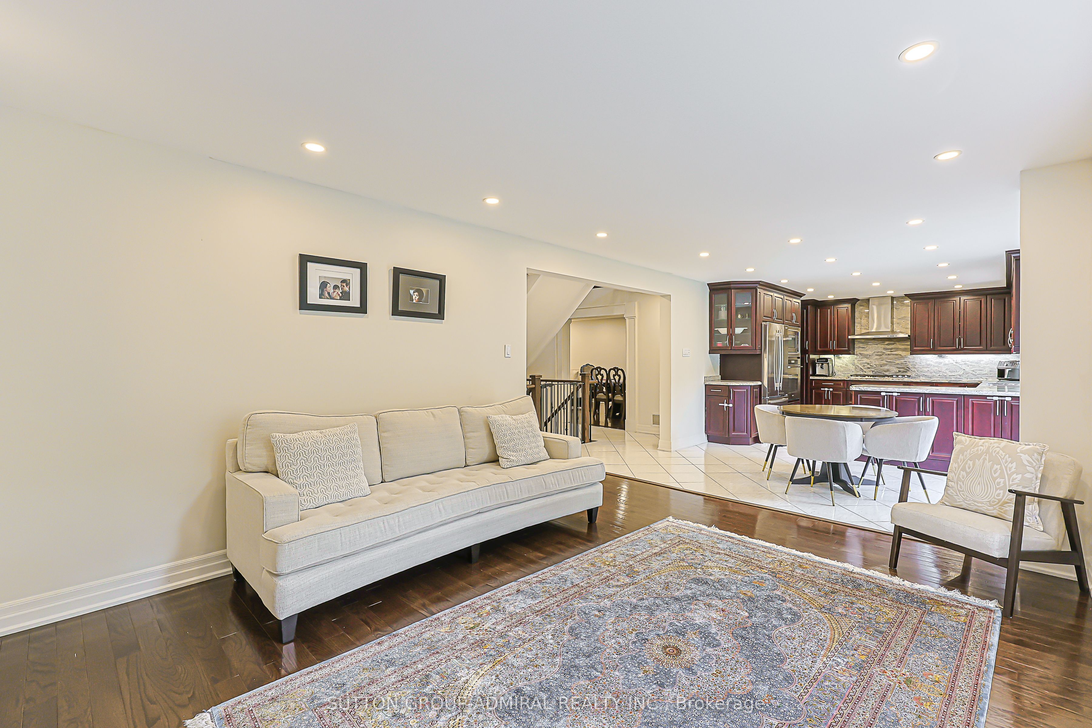 62 Pickett Crescent Property Photo 11
