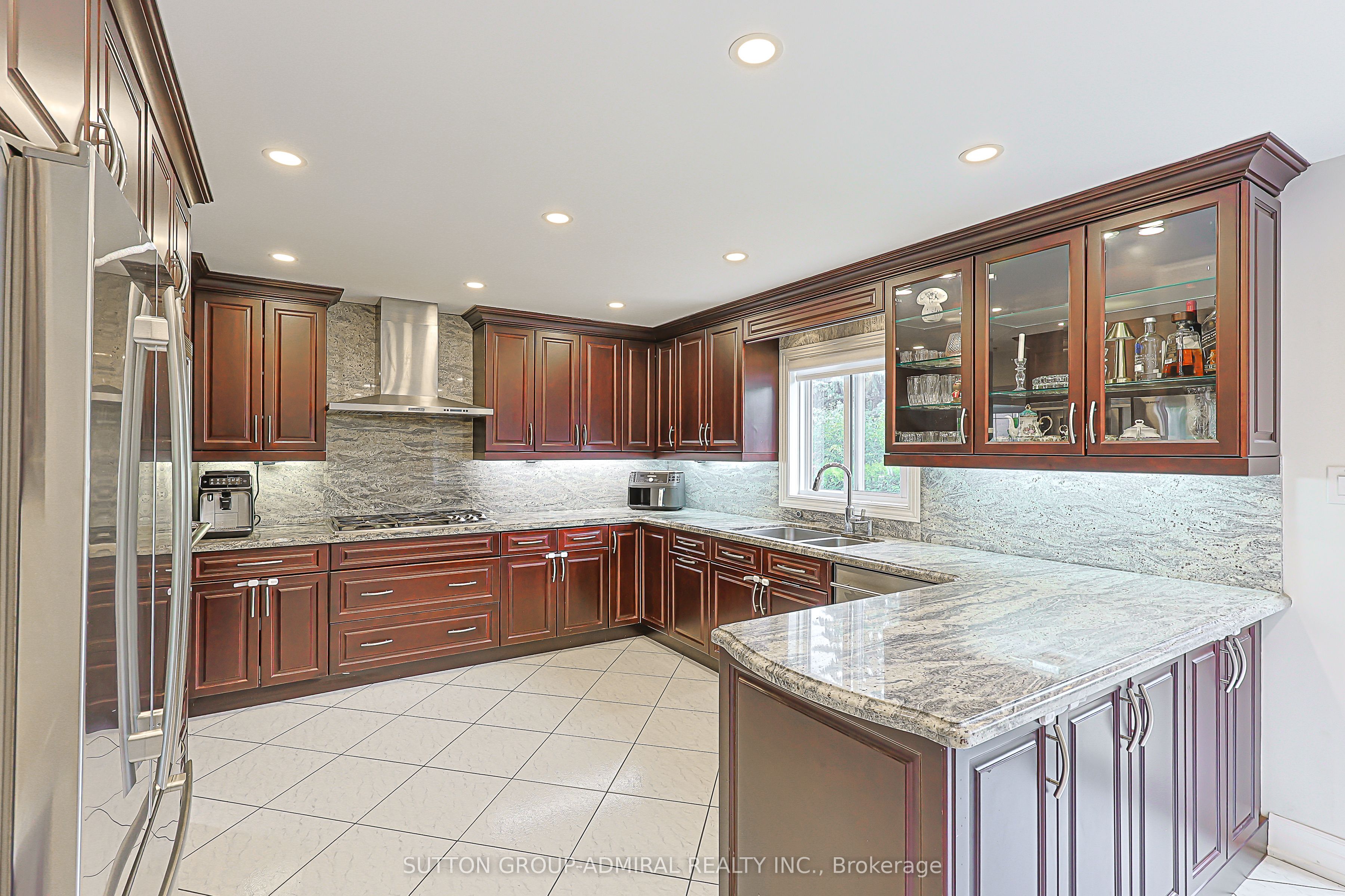 62 Pickett Crescent Property Photo 13