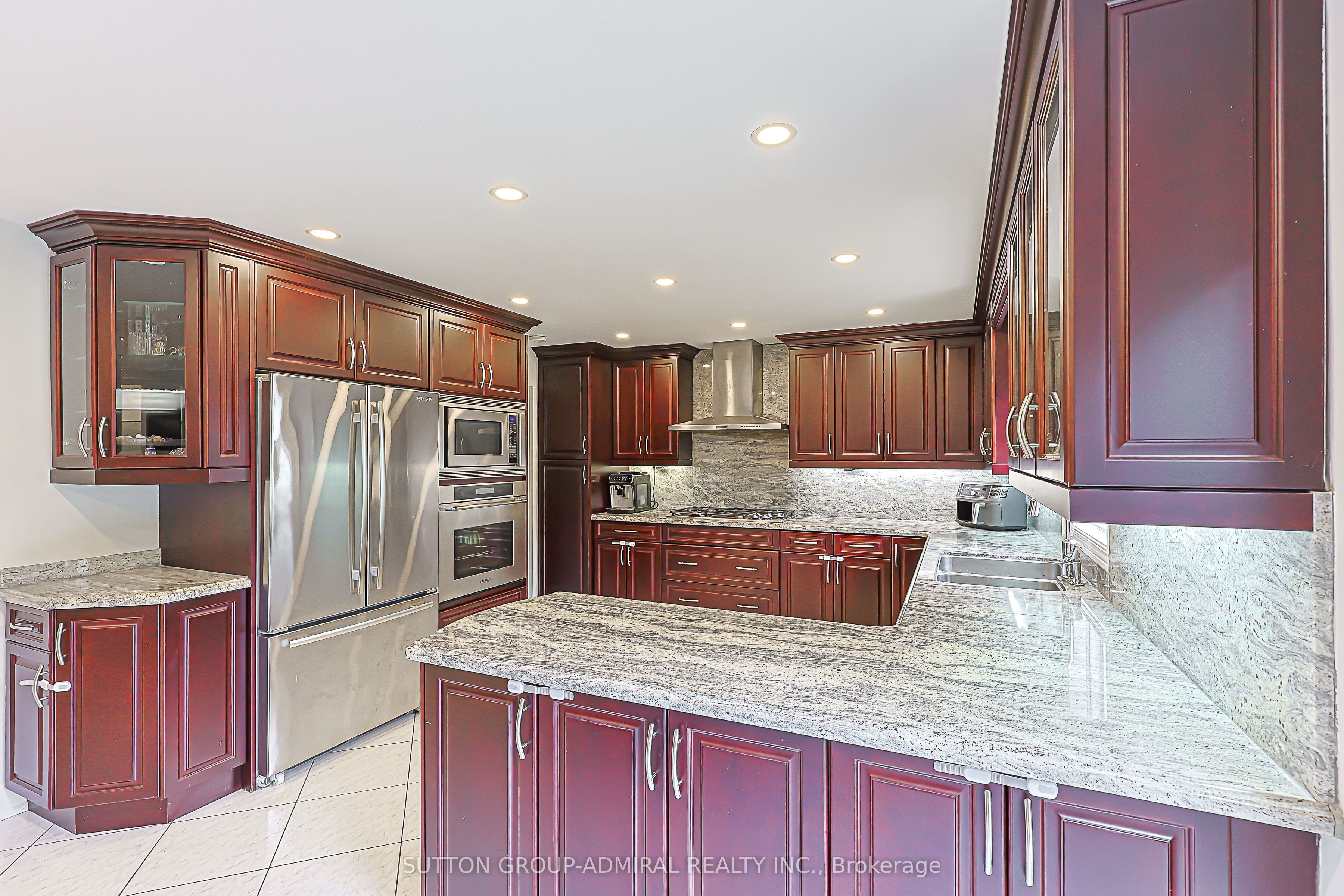 62 Pickett Crescent Property Photo 14