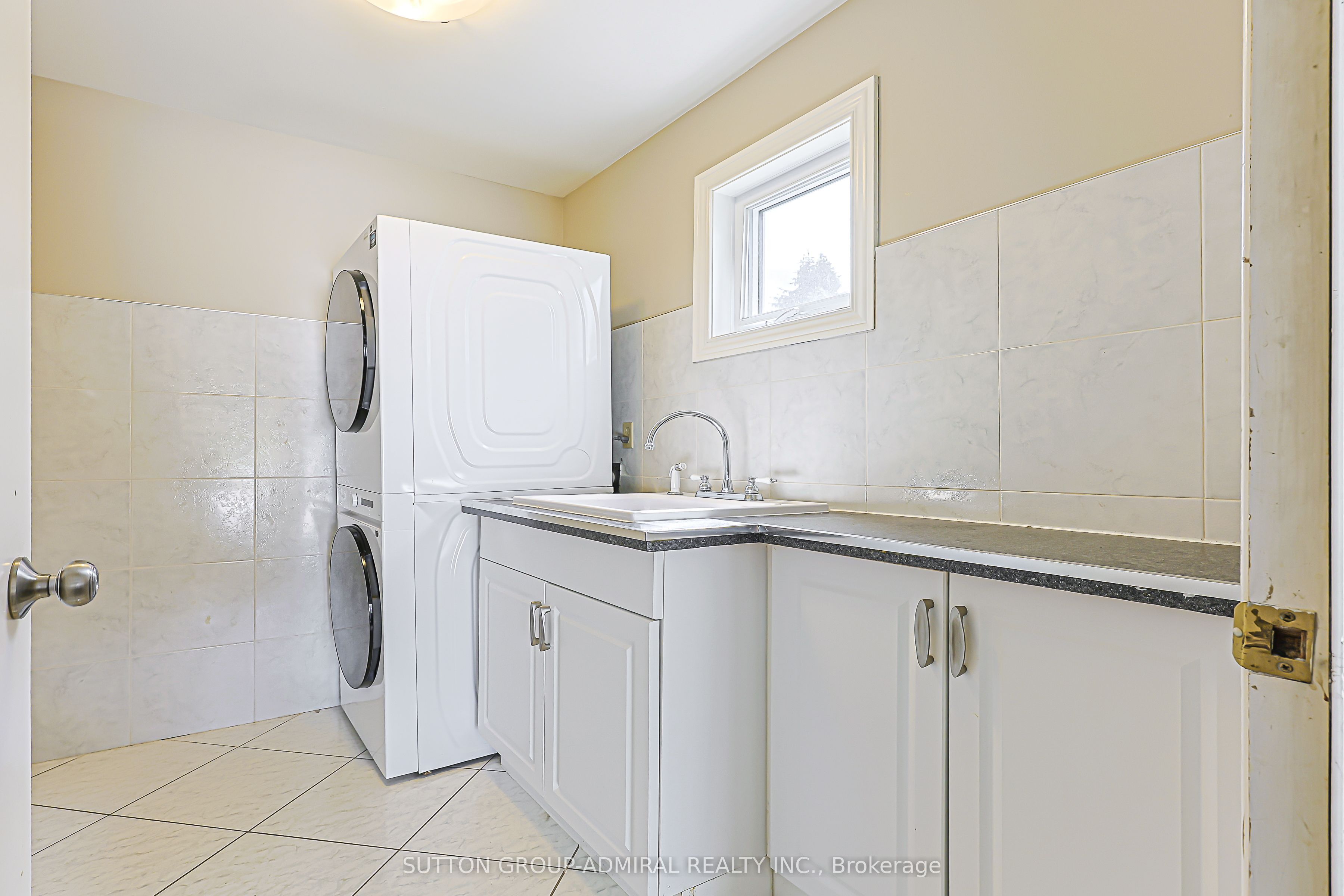 62 Pickett Crescent Property Photo 20