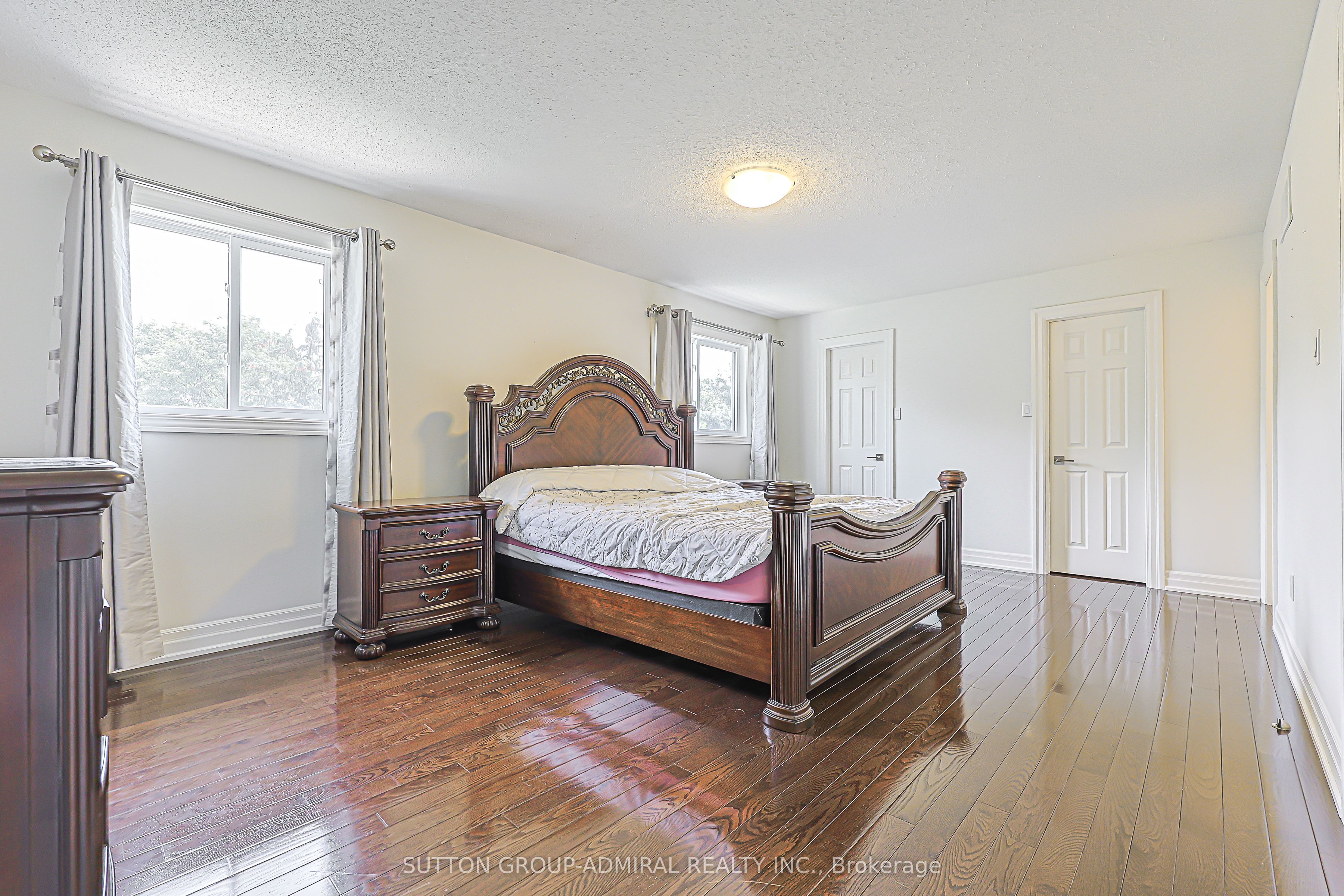 62 Pickett Crescent Property Photo 23