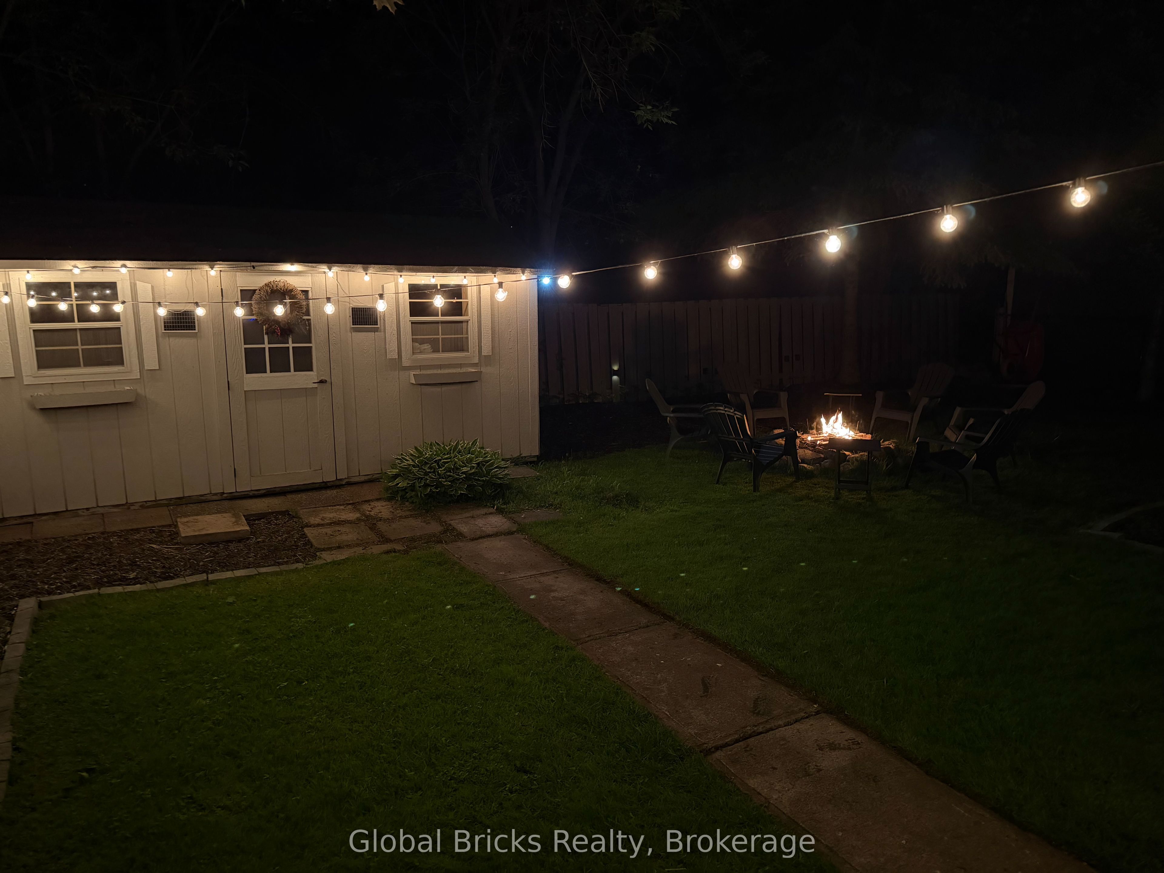 648 10th Line Property Photo 29