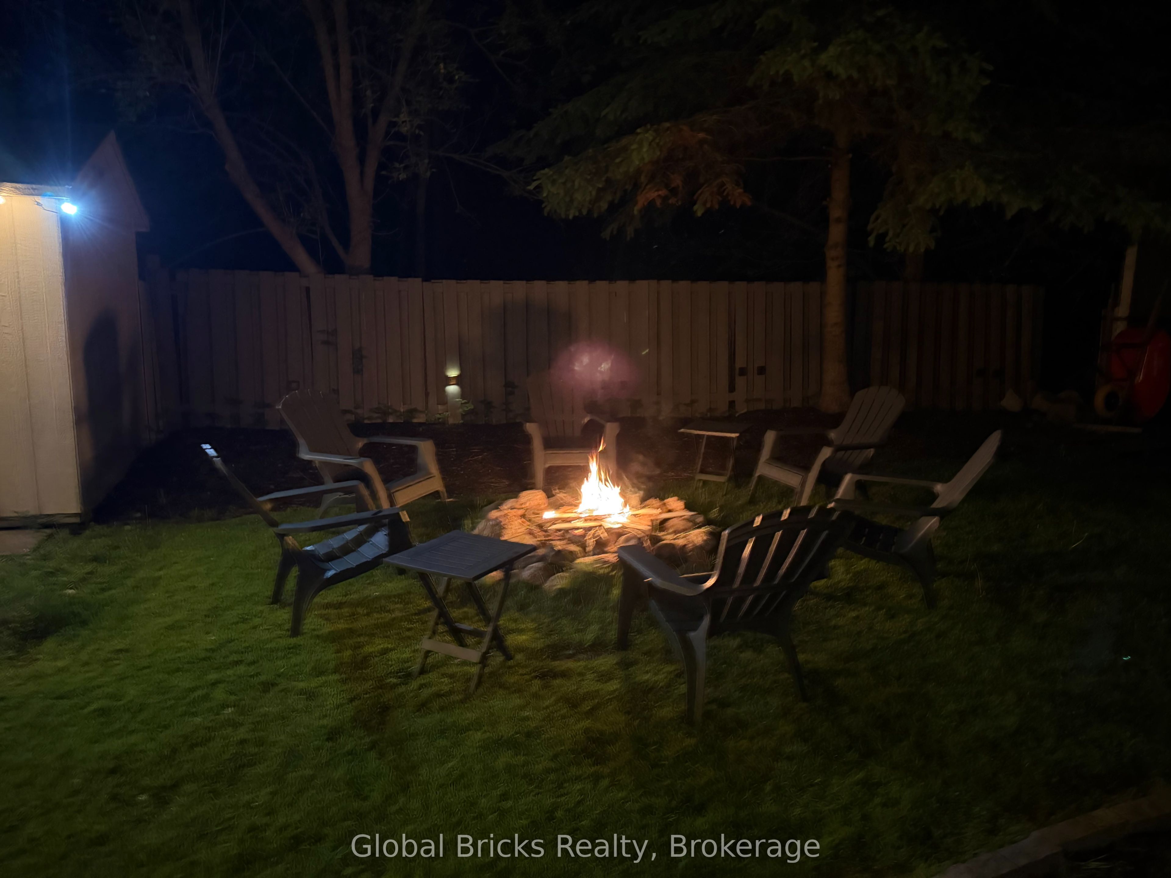 648 10th Line Property Photo 30