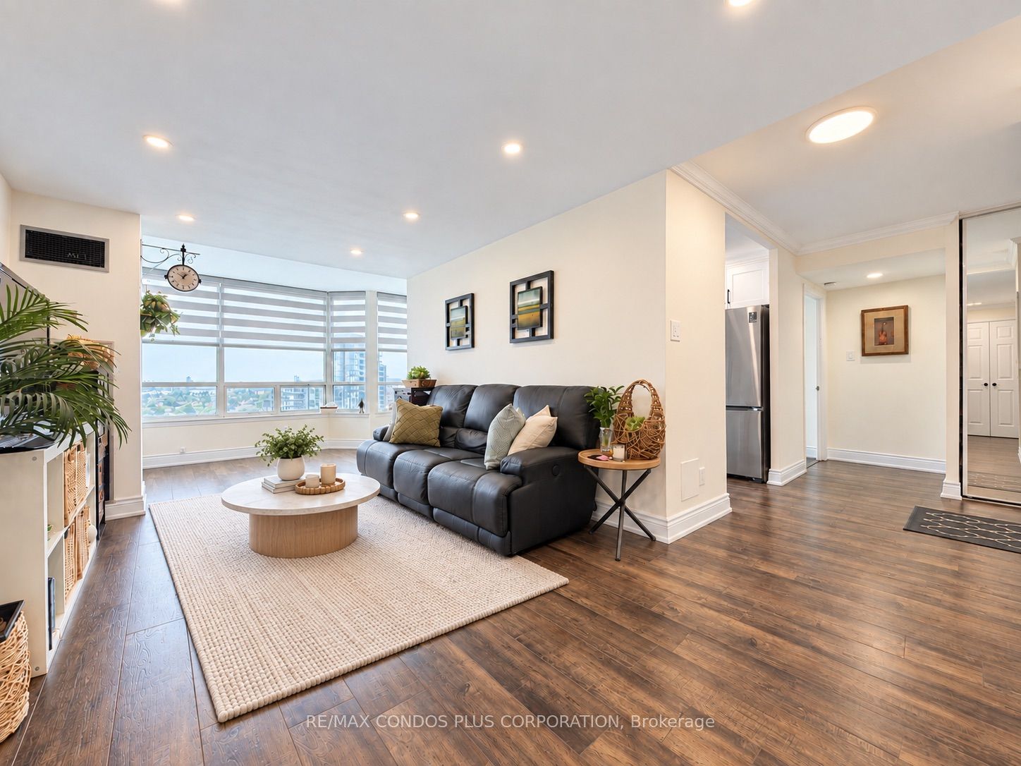 120 Promenade Circle 1509 Property Photo 1