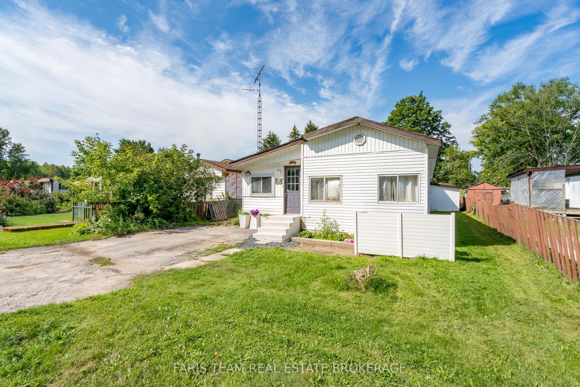12 Centre Park Road Property Photo 3