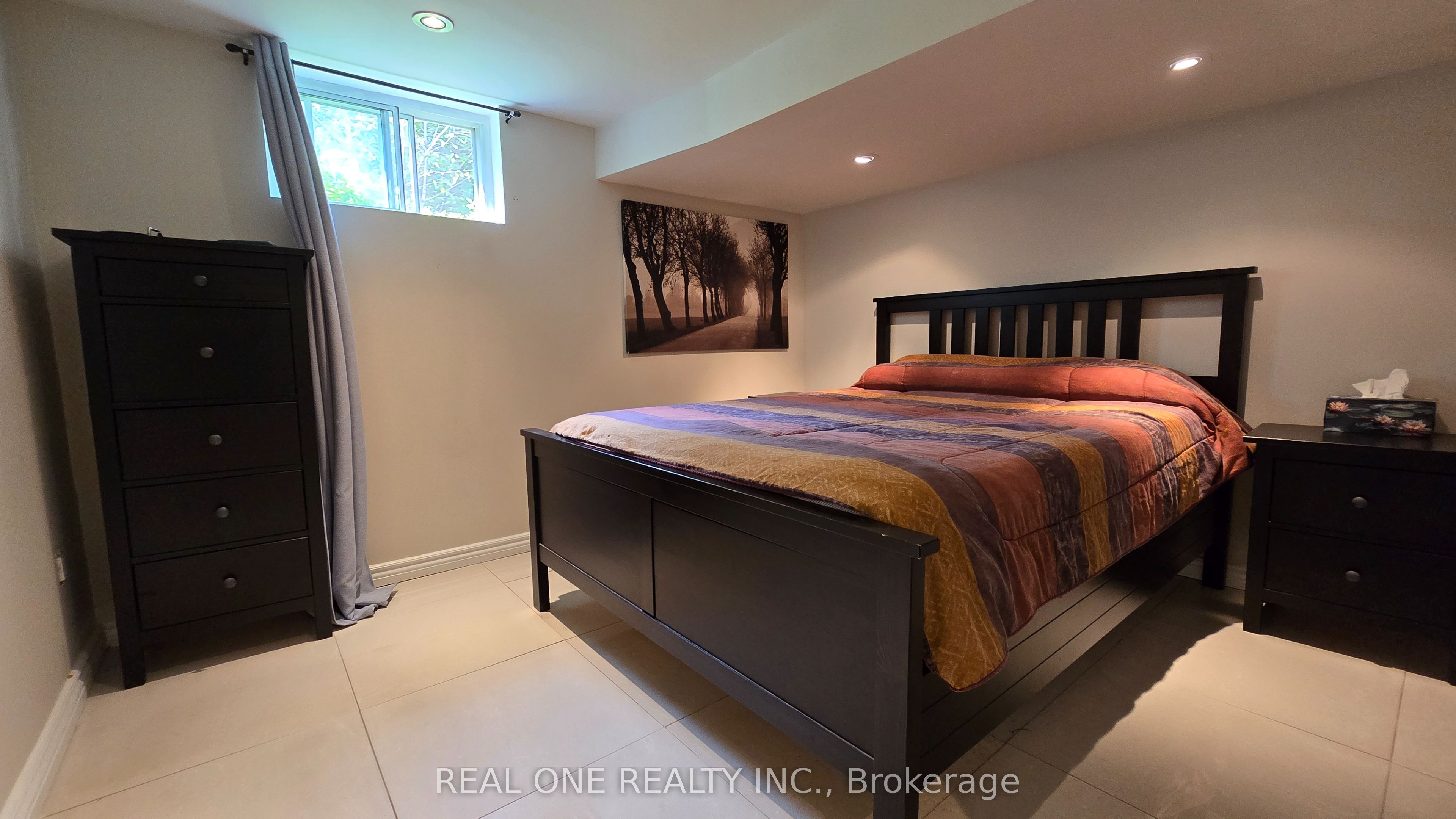 369 Browndale Crescent Bsmt Property Photo 12
