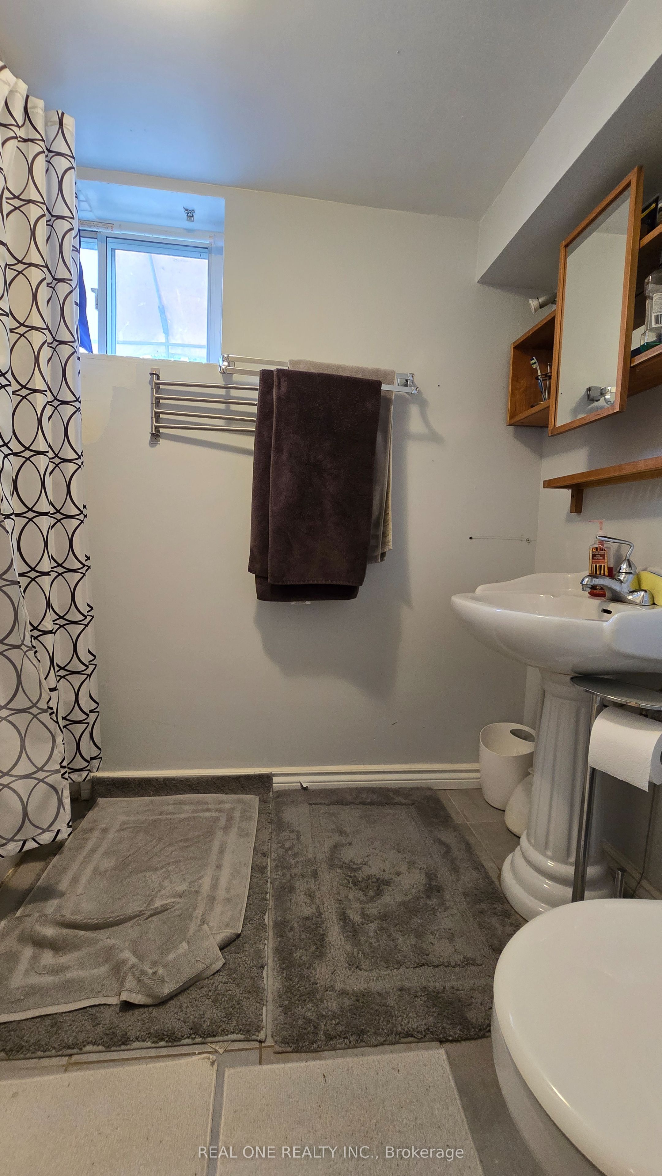369 Browndale Crescent Bsmt Property Photo 17