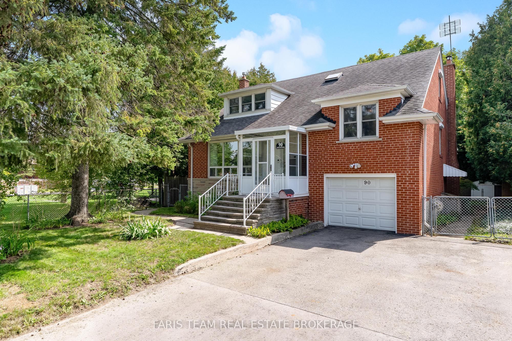 90 Bedford Park Avenue Property Photo 1