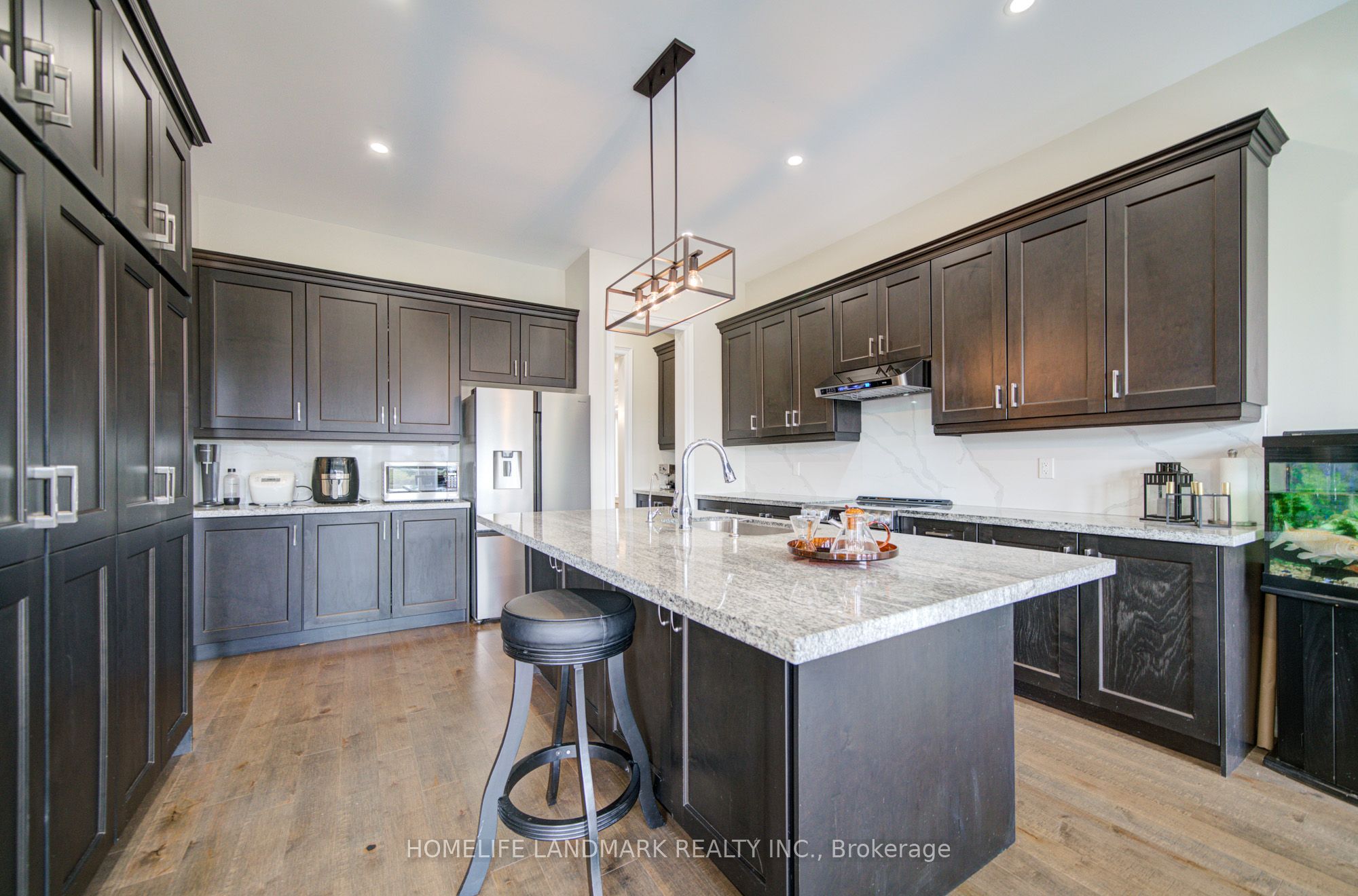 43 Mike Boshevski Court Property Photo 14