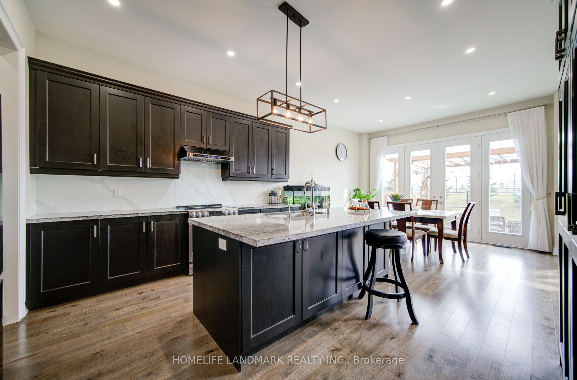 43 Mike Boshevski Court Property Photo 15