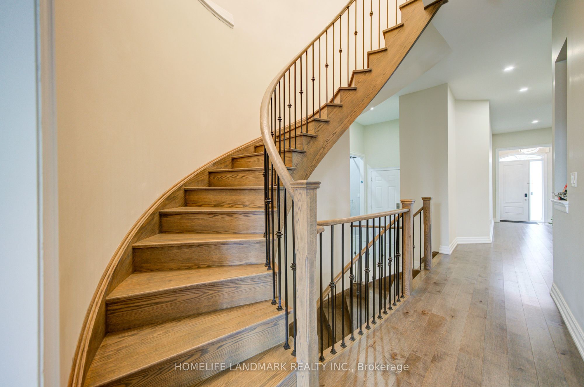 43 Mike Boshevski Court Property Photo 23