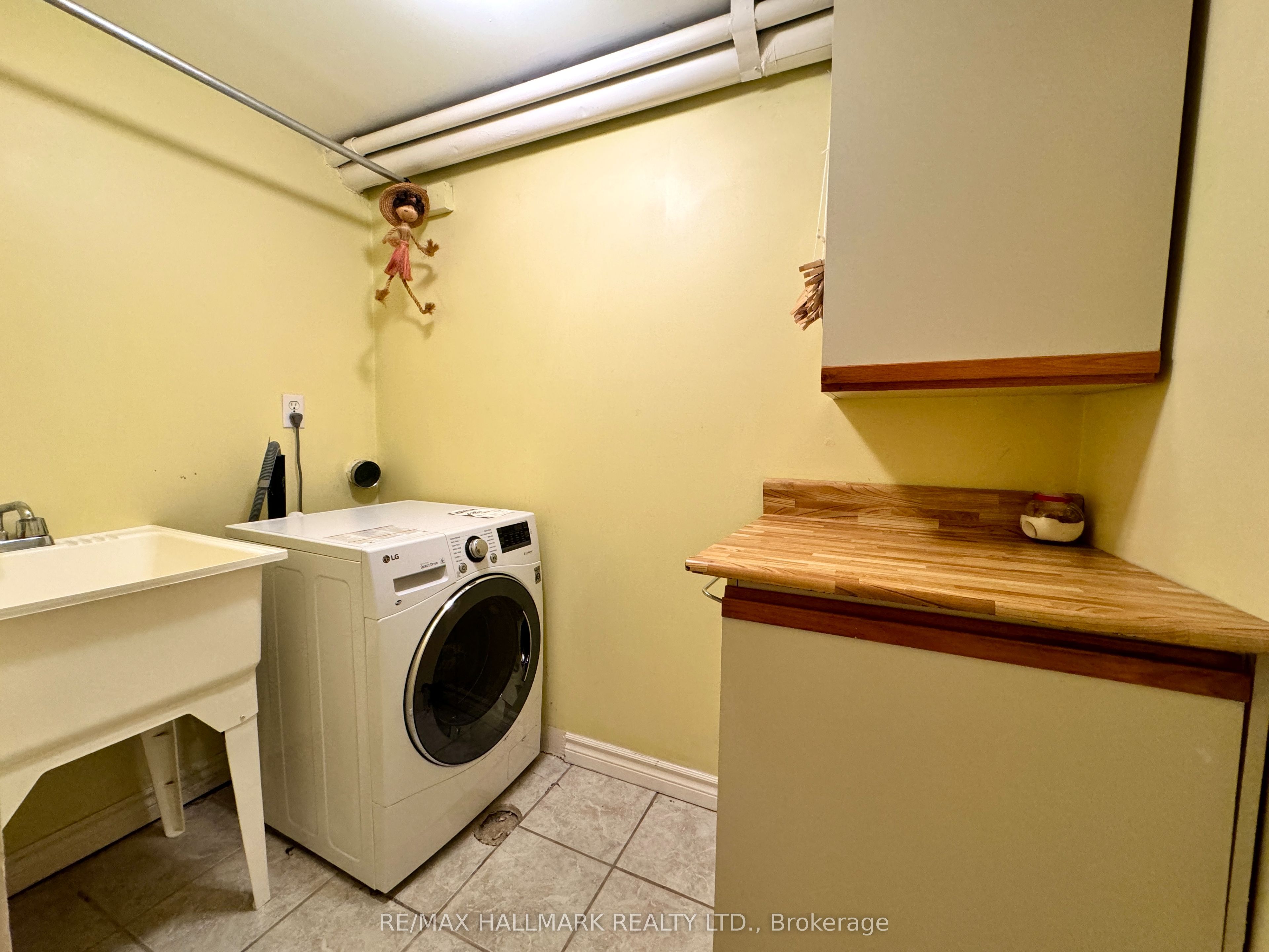 3 Richbell Street Bsmnt Property Photo 8