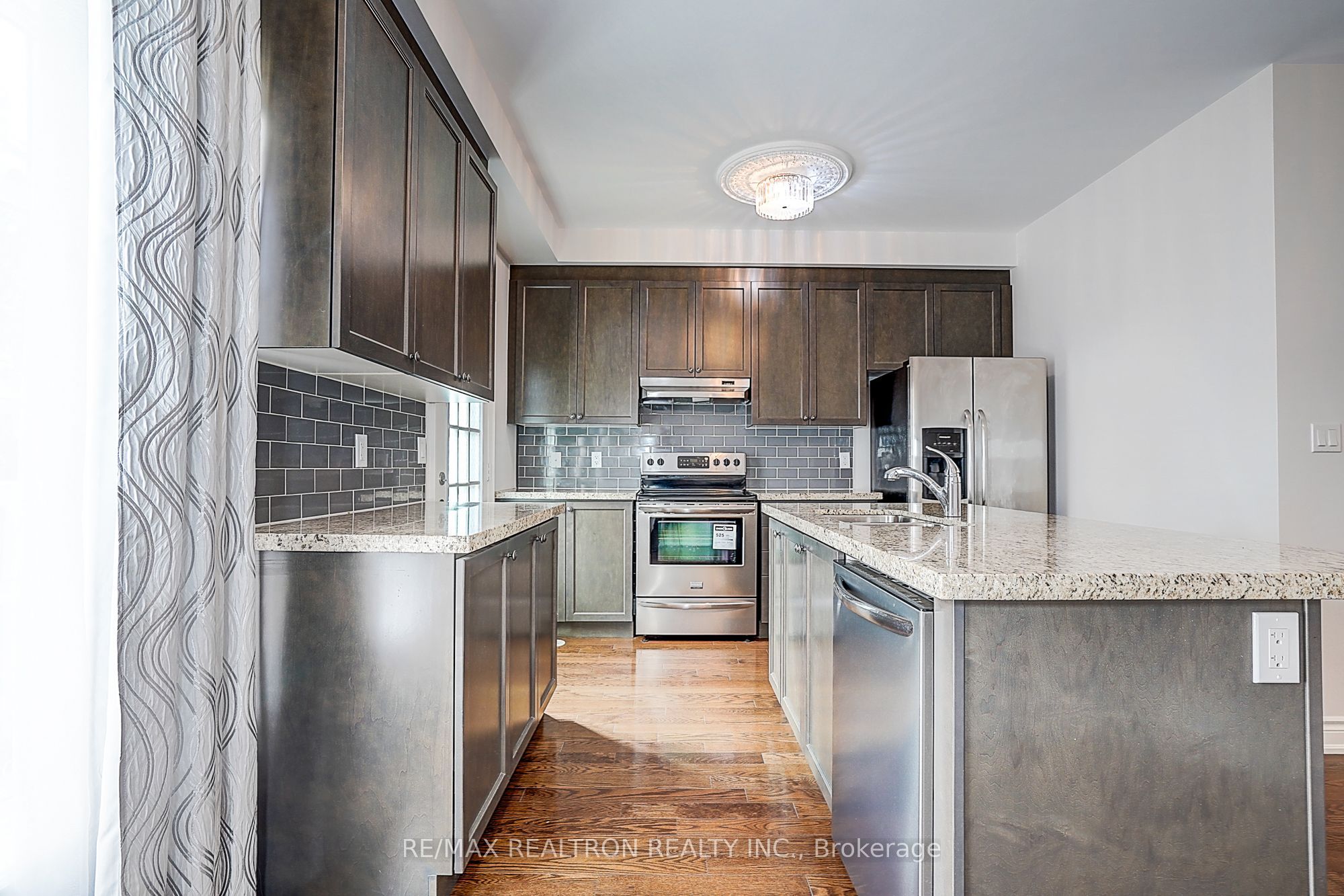 10060 Keele Street 11 Property Photo 11