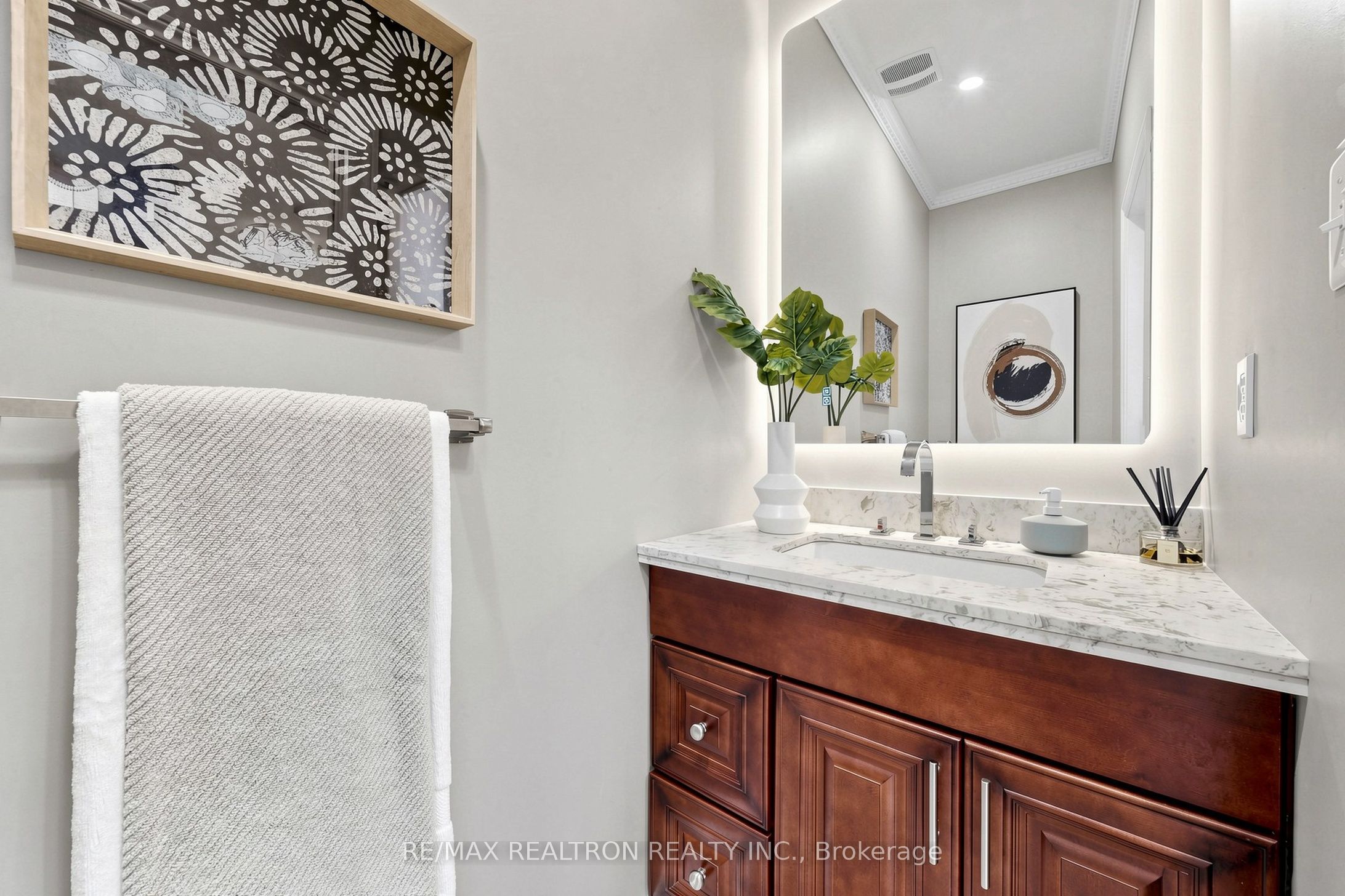 184 Ivy Glen Drive Property Photo 18