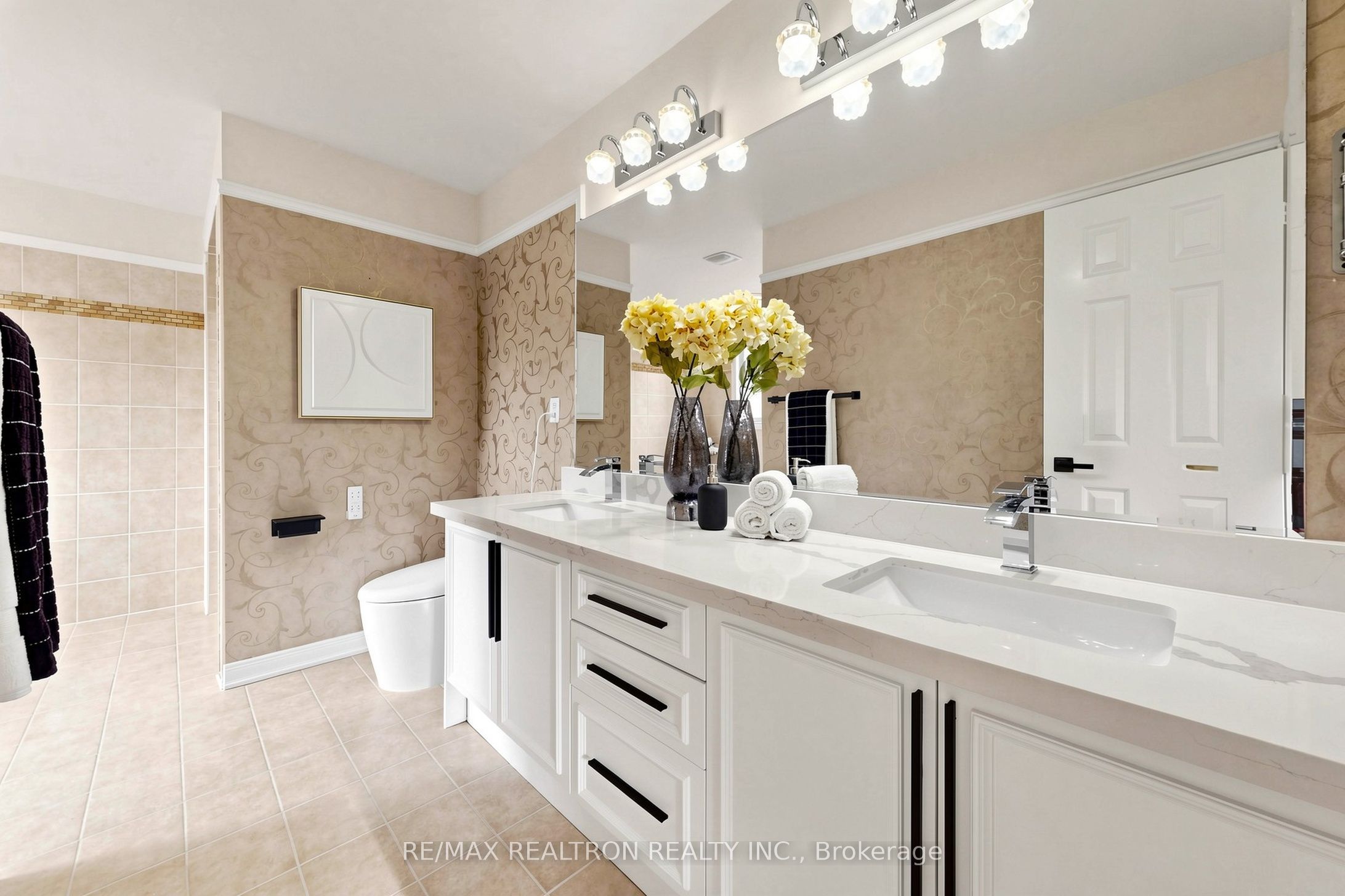 184 Ivy Glen Drive Property Photo 23