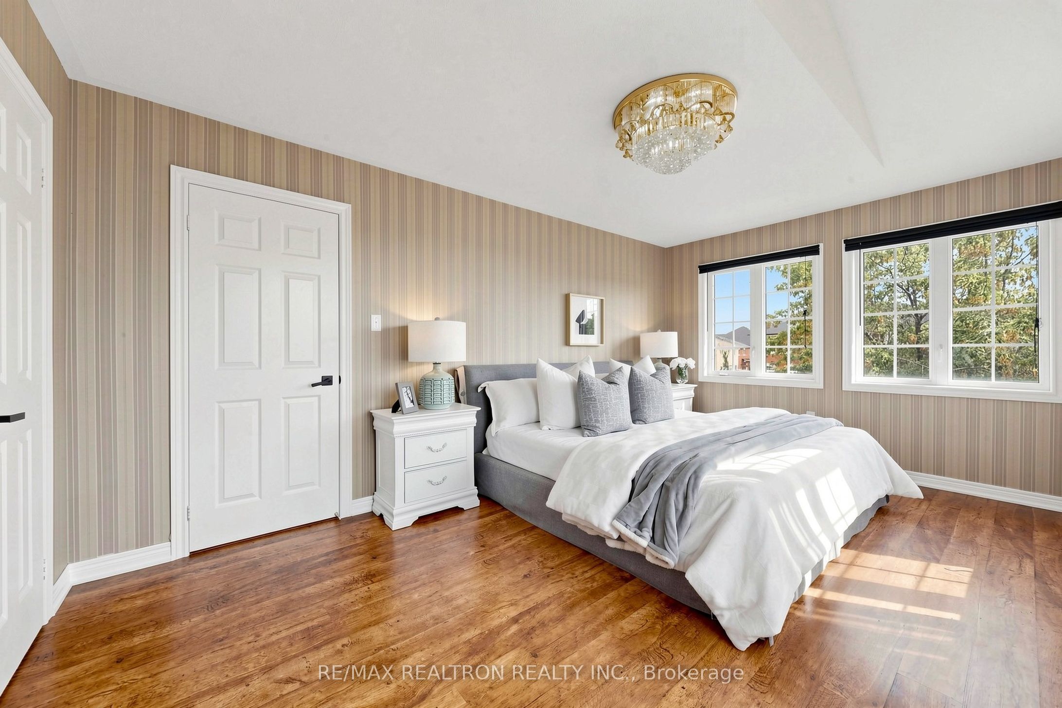 184 Ivy Glen Drive Property Photo 24