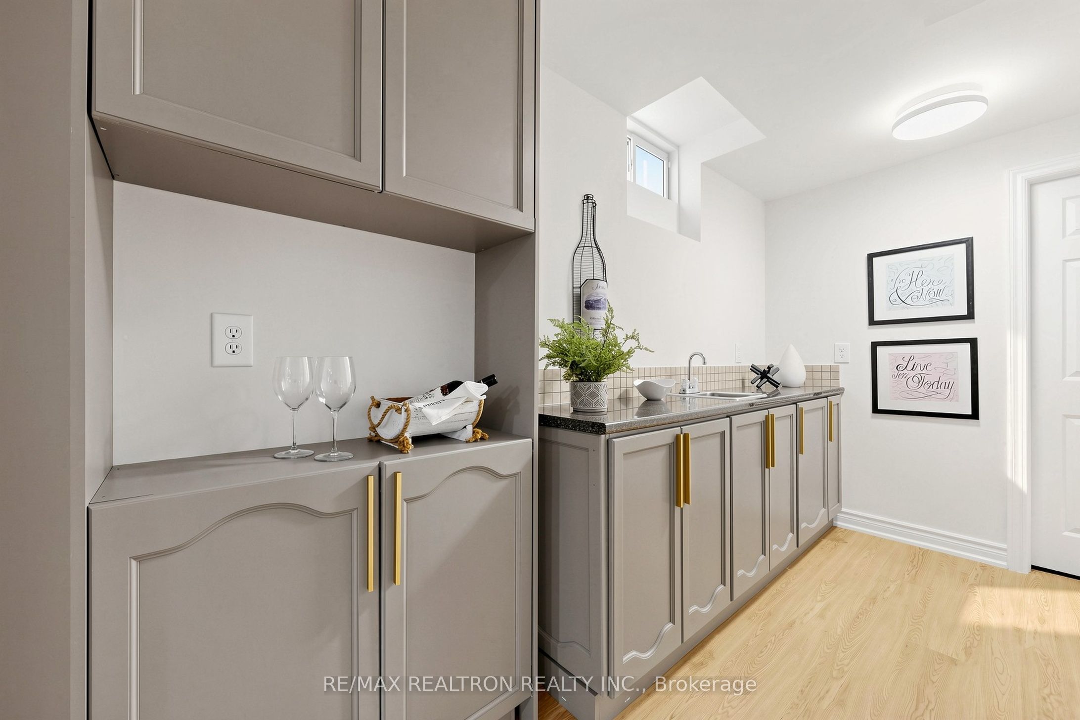 184 Ivy Glen Drive Property Photo 35