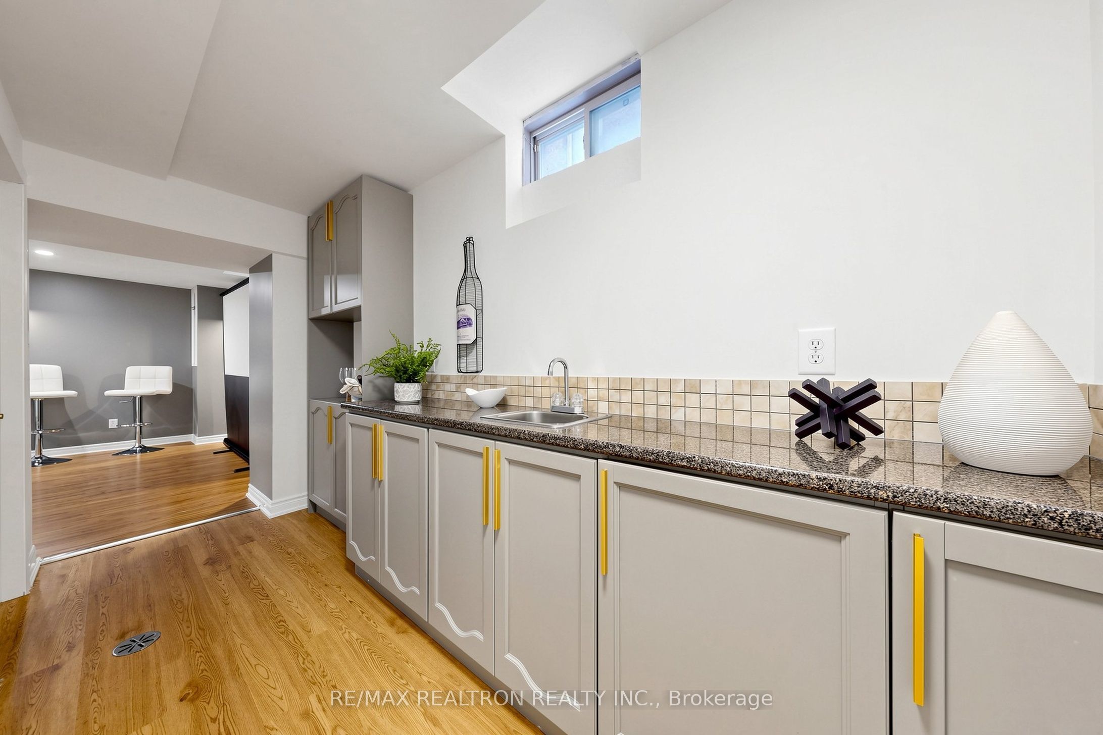 184 Ivy Glen Drive Property Photo 36