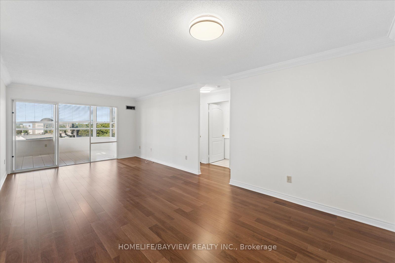 7 Townsgate Drive 515 Property Photo 16