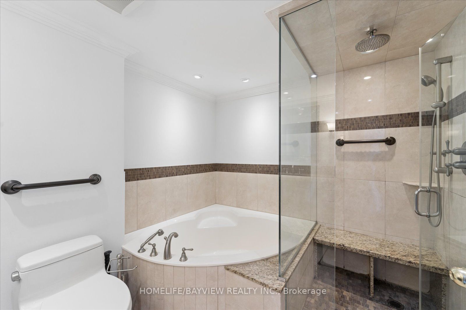 7 Townsgate Drive 515 Property Photo 22