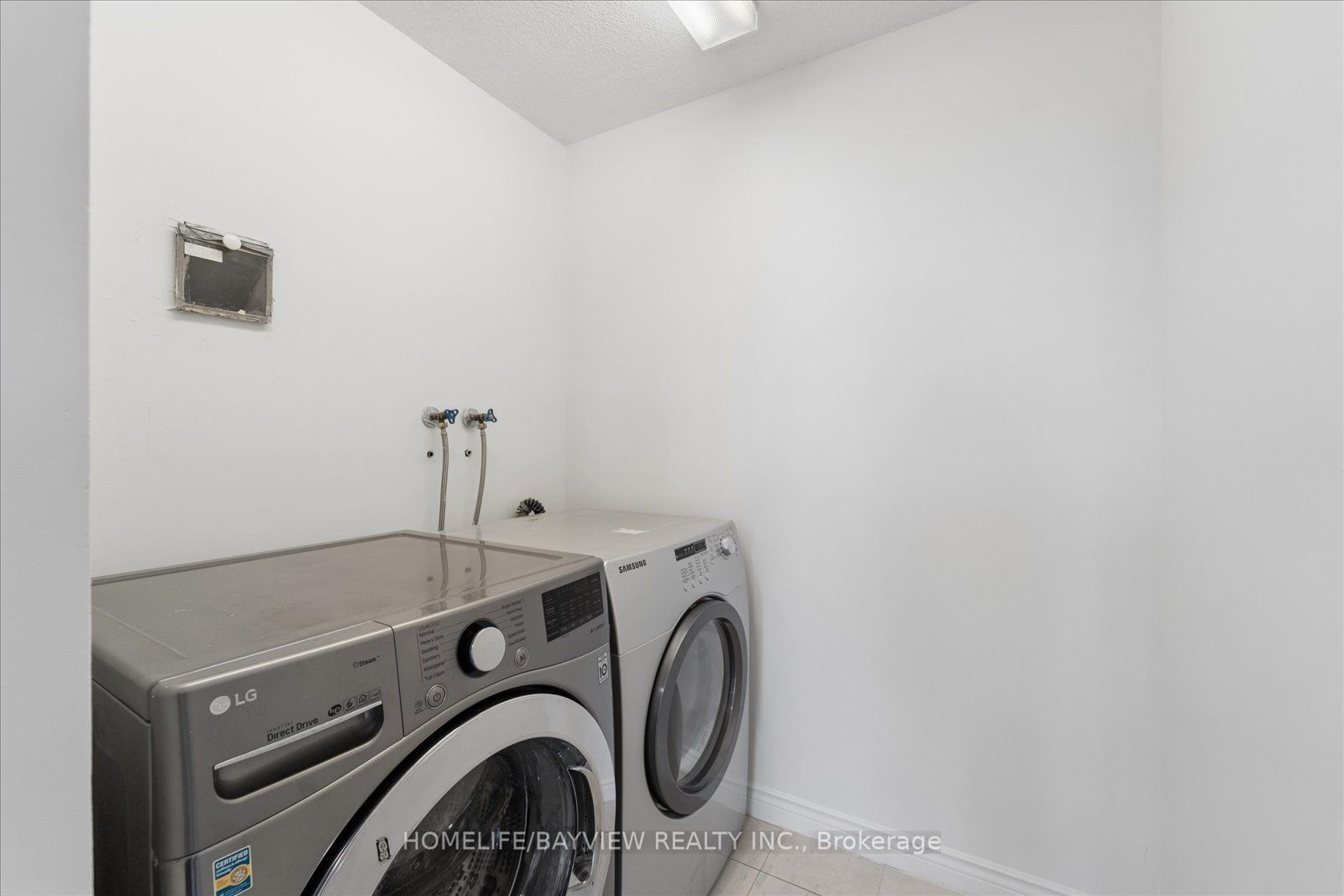 7 Townsgate Drive 515 Property Photo 27