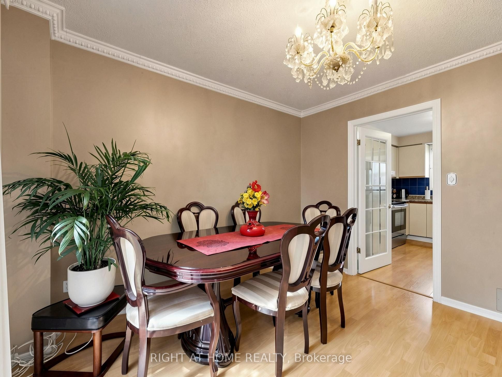131 Castle Rock Drive Property Photo 12