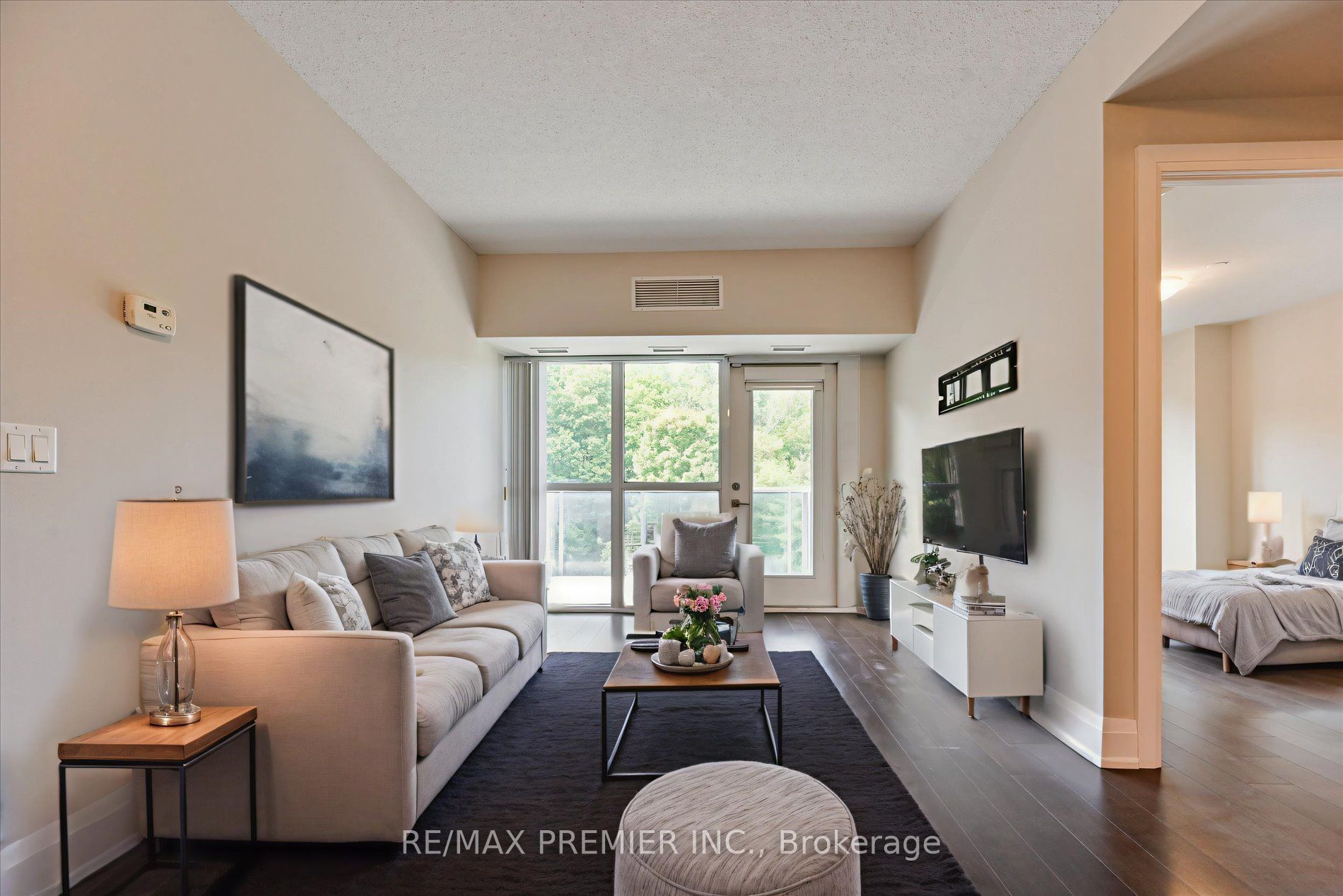 8302 Islington Avenue 517 Property Photo 6