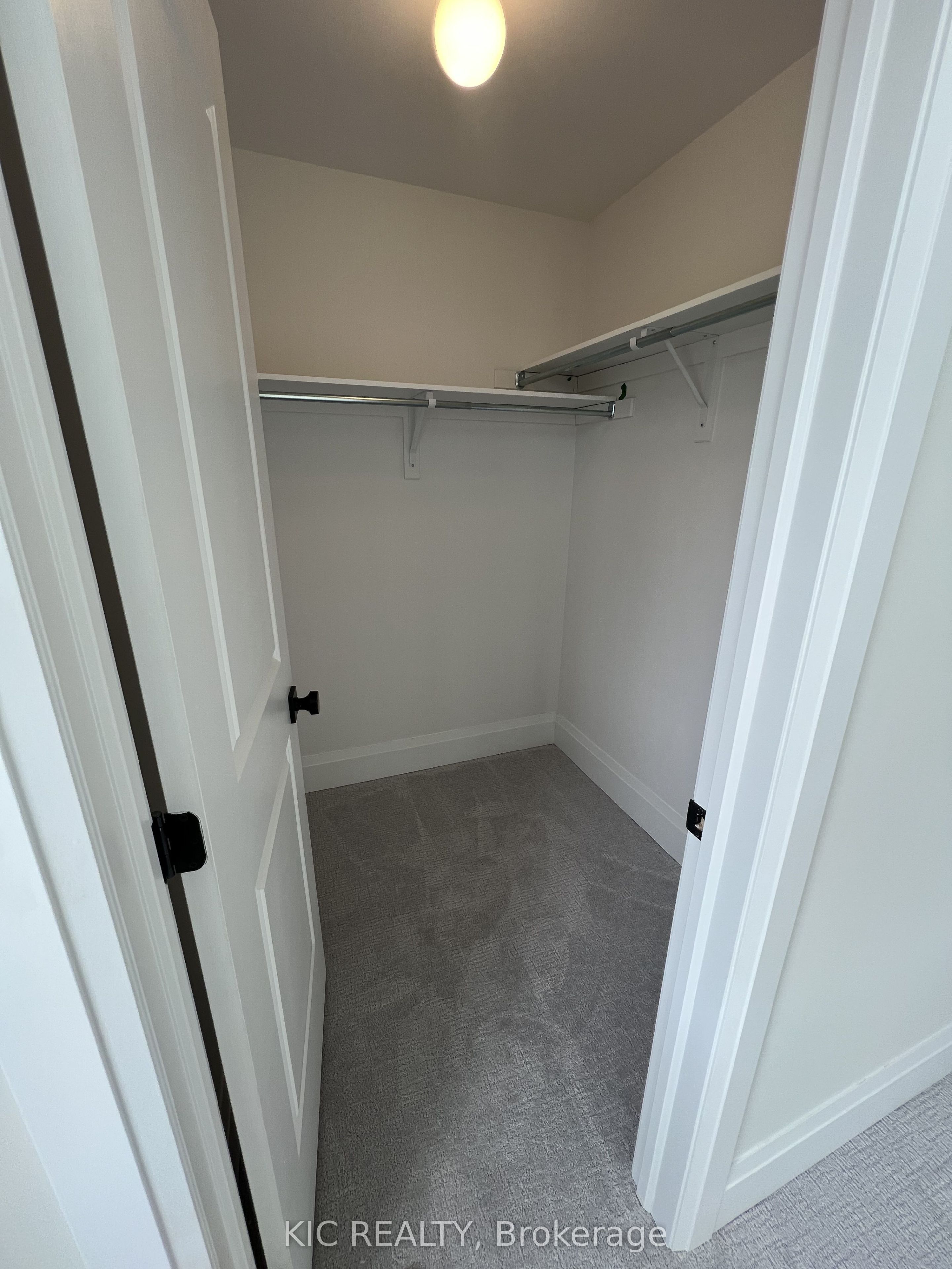 93 Baycroft Boulevard Property Photo 25