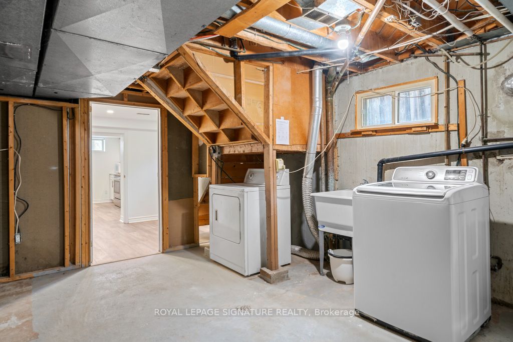 12 Davidson Road Bsmt Property Photo 5
