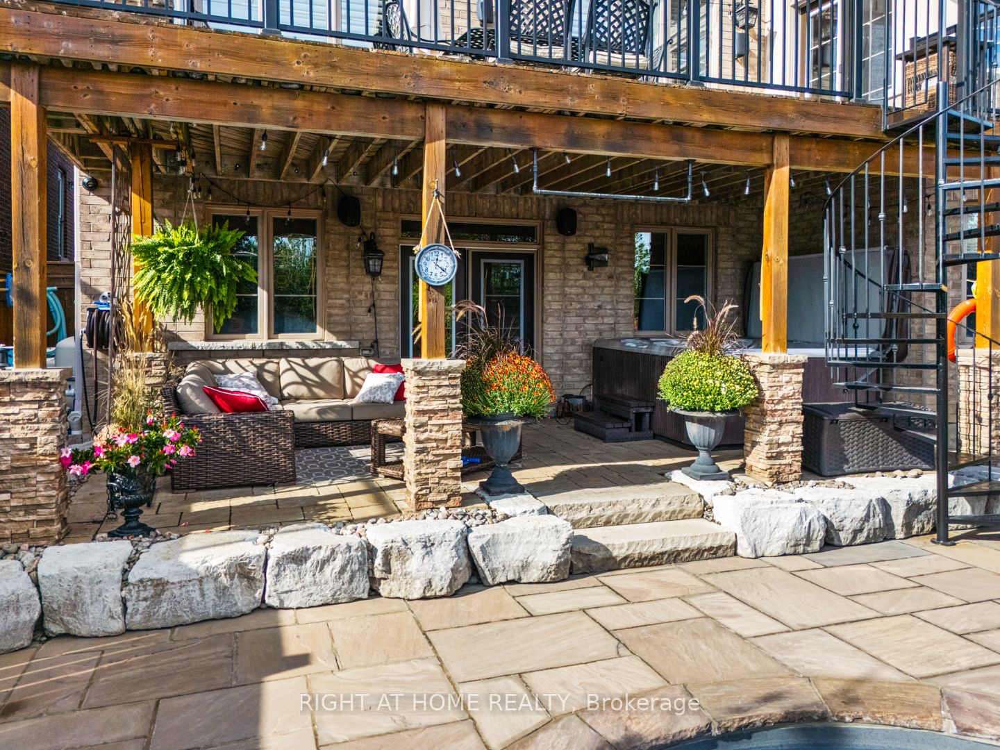 126 Vines Place Property Photo 10