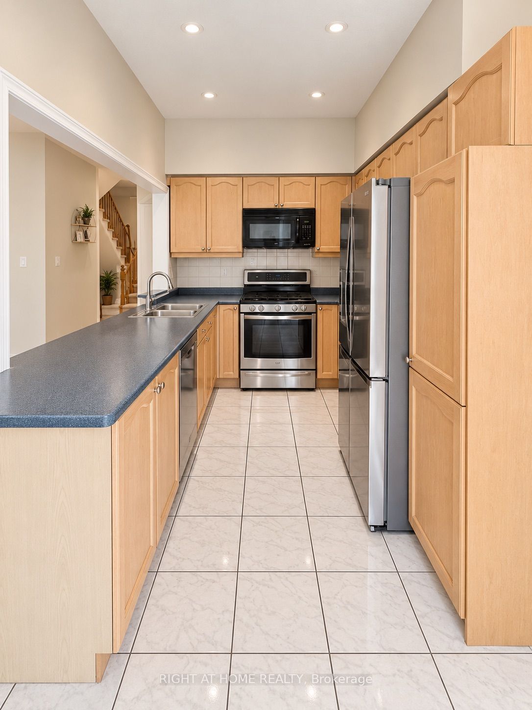 1 Ridgeway Court Property Photo 12