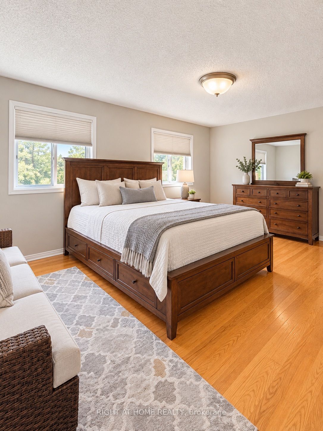 1 Ridgeway Court Property Photo 14