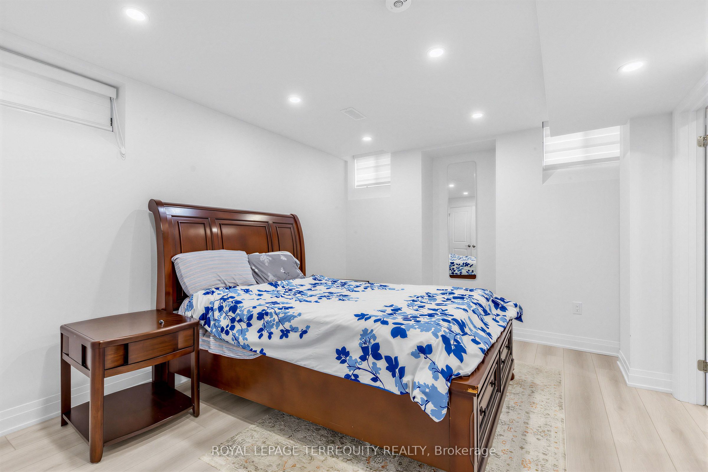 44 Headwind Boulevard Property Photo 33