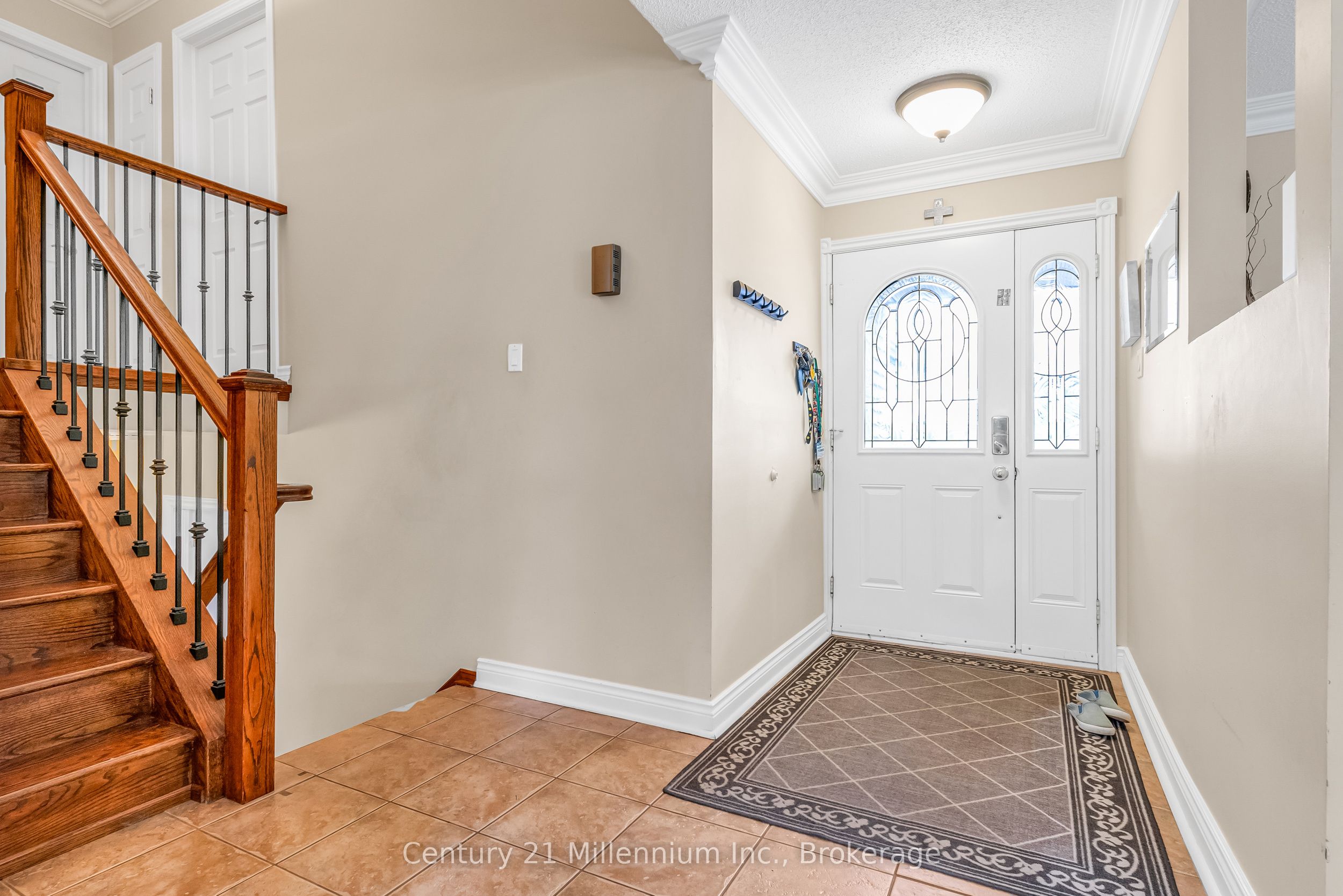 43 Stoddart Drive Drive Property Photo 8