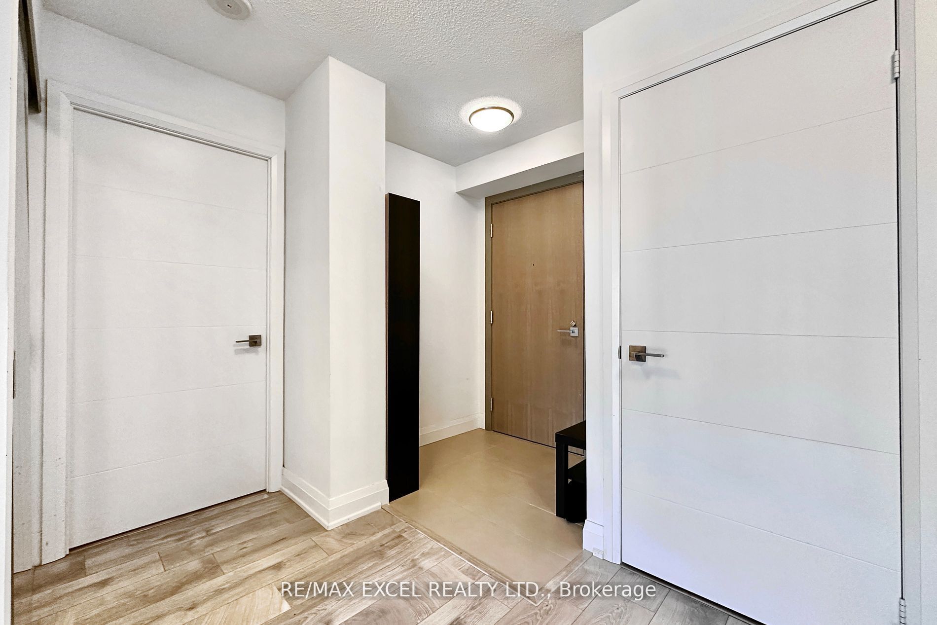 18 Uptown Drive 703 Property Photo 7