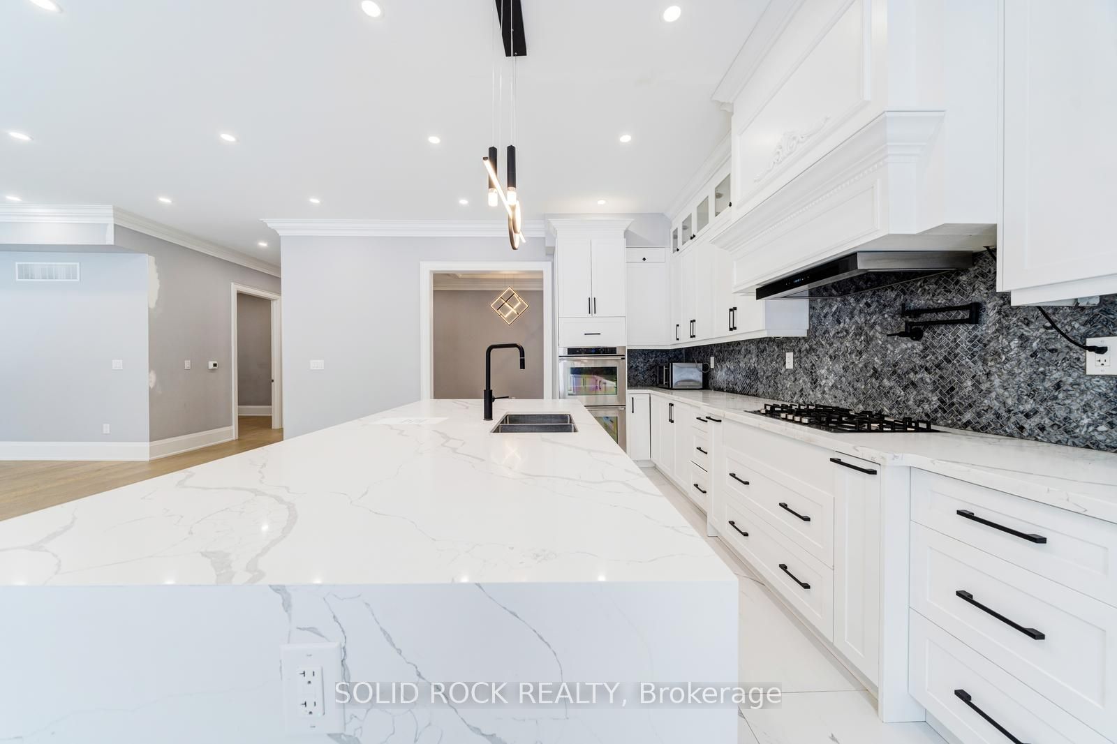 367 Penn Avenue Property Photo 12