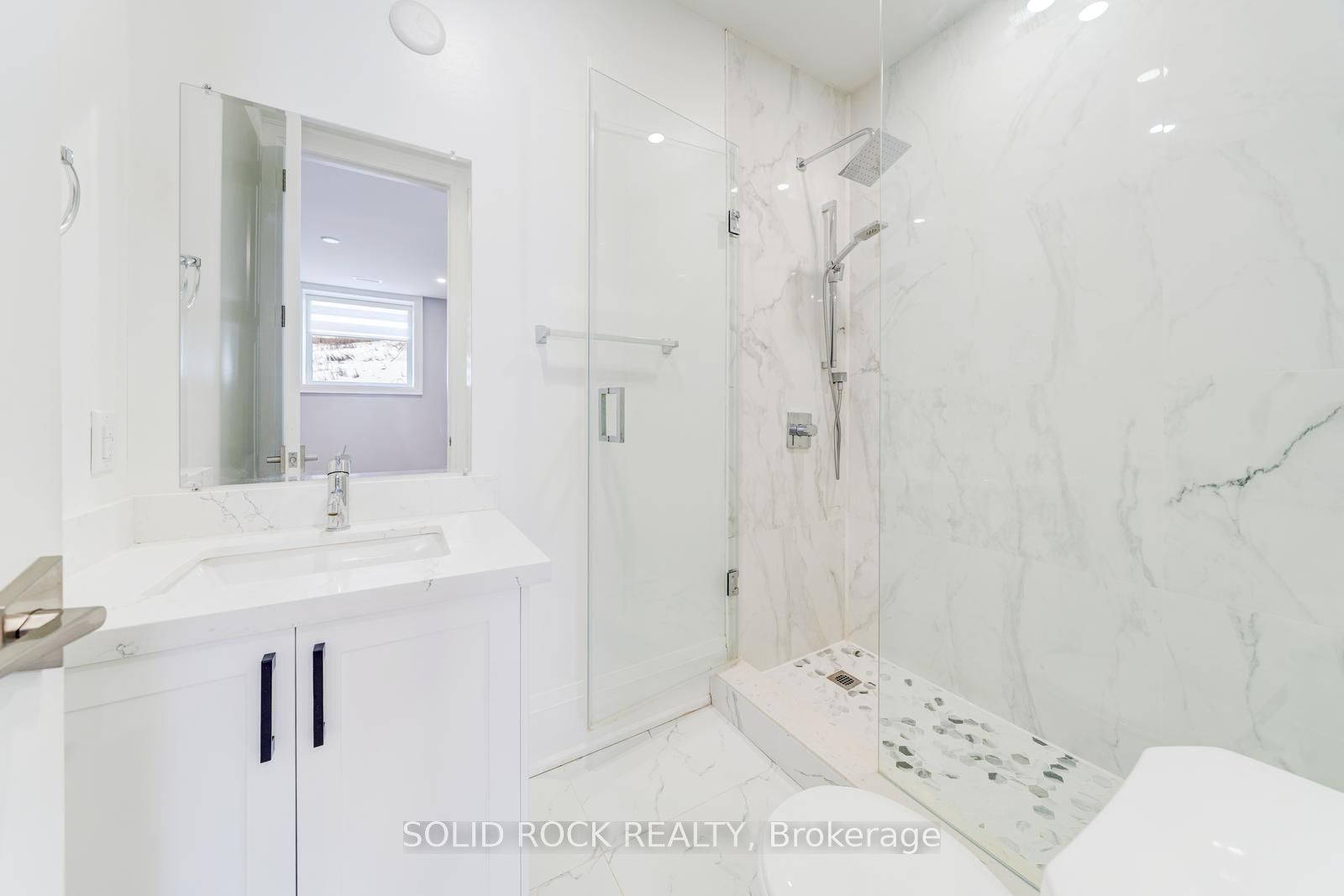 367 Penn Avenue Property Photo 46