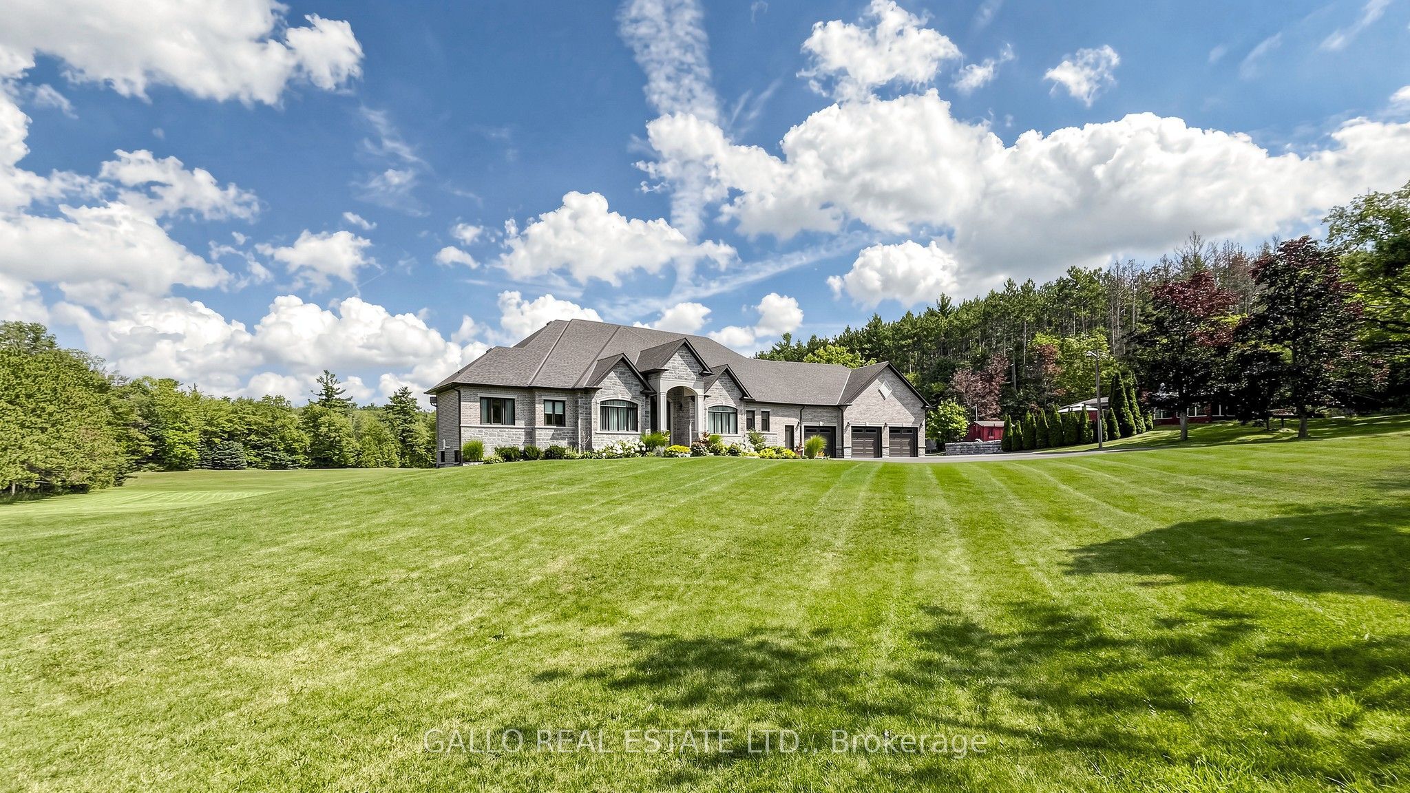 18865 Kennedy Road Property Photo 2