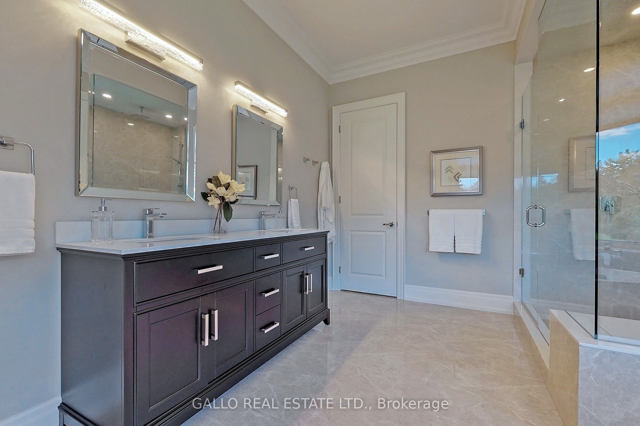 18865 Kennedy Road Property Photo 22