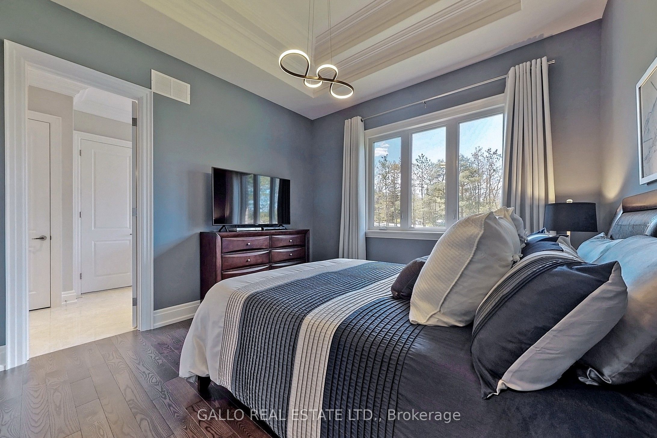 18865 Kennedy Road Property Photo 24